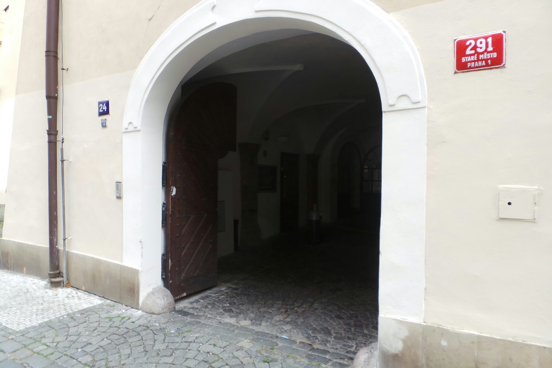 MIDKIFF CONSULTANCY SERVICES, s.r.o.