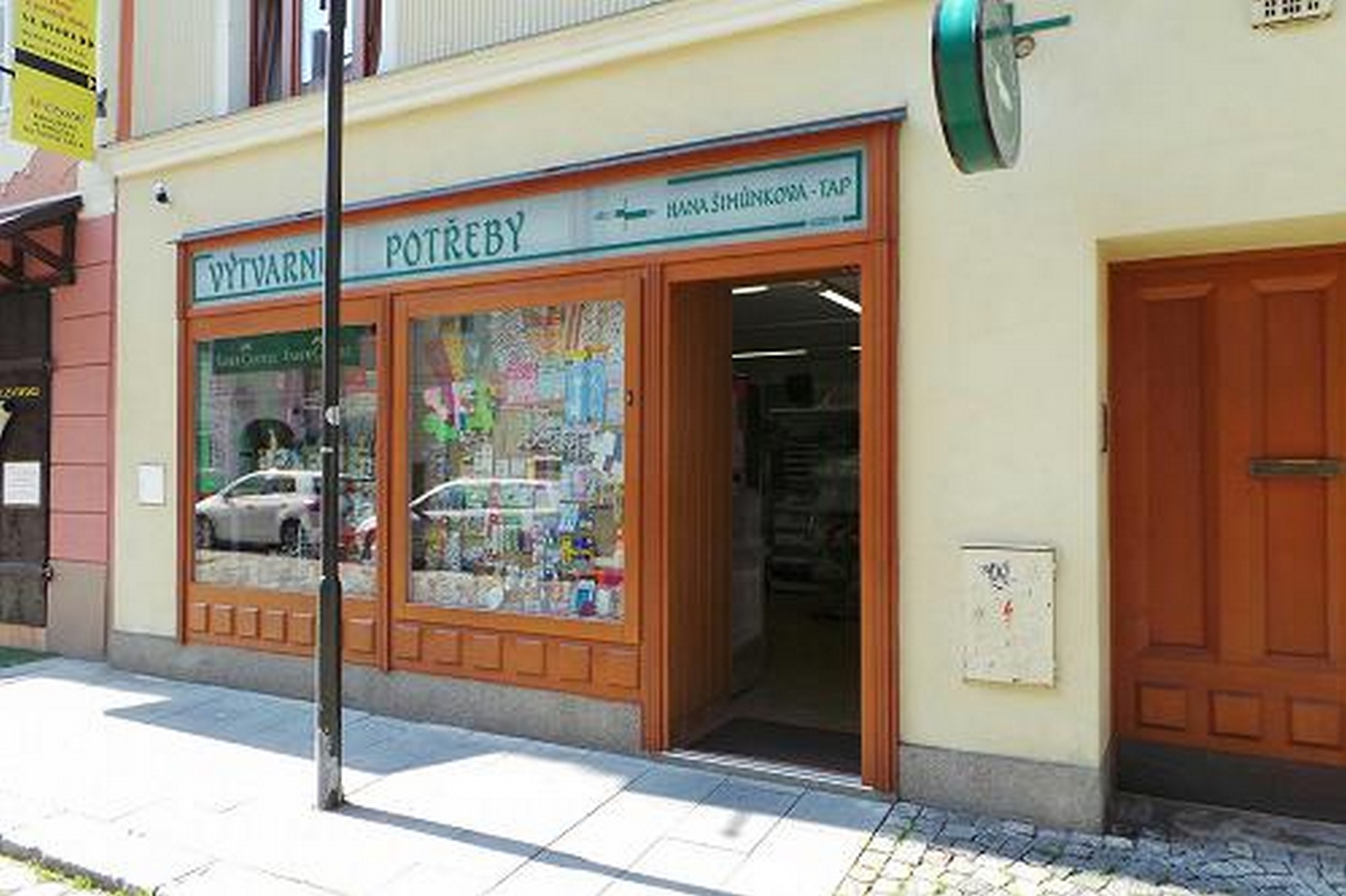 Hana Šimůnková - výtvarné potřeby foto 2