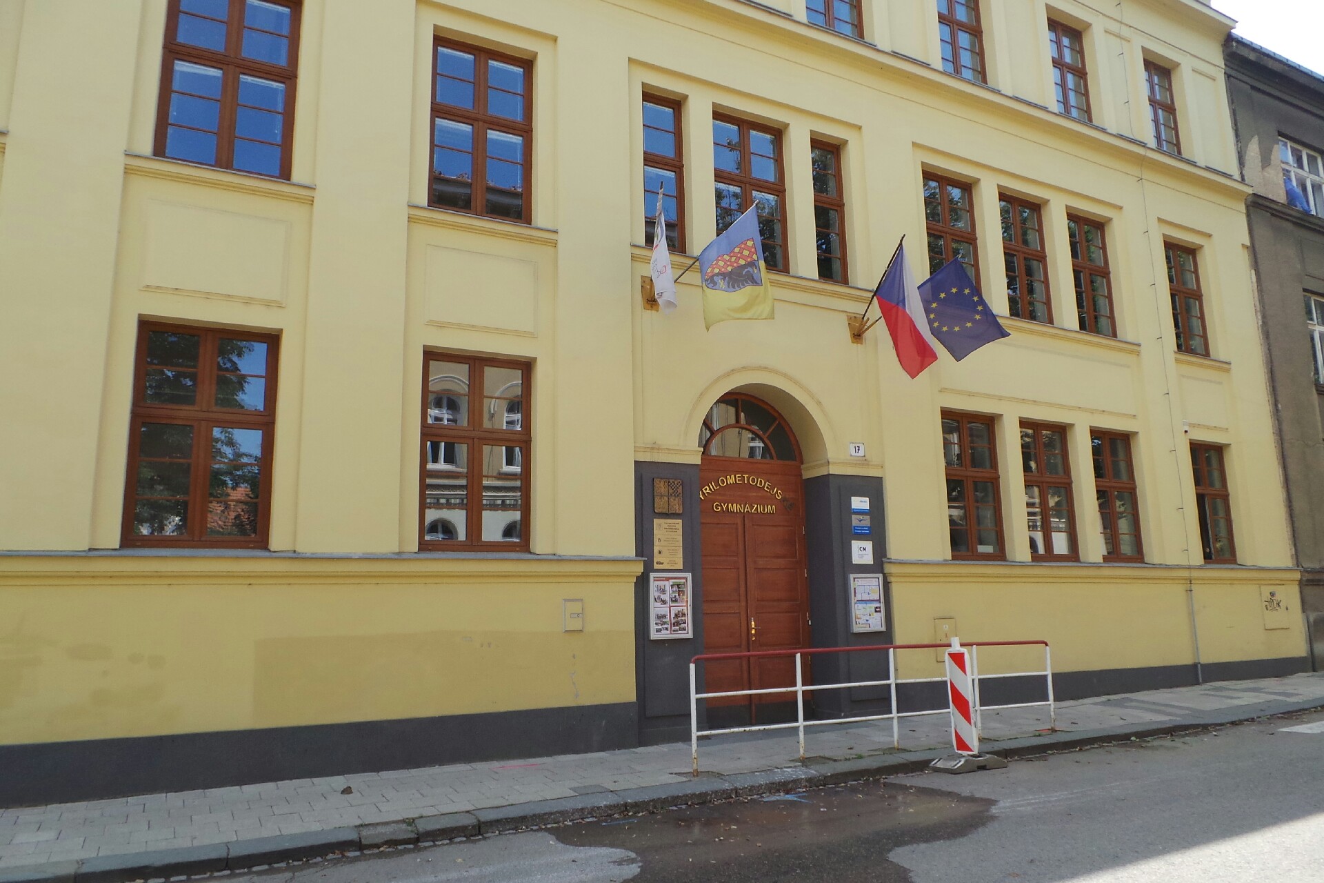 Školní klub a Středisko volného času dětí a mládeže Oáza