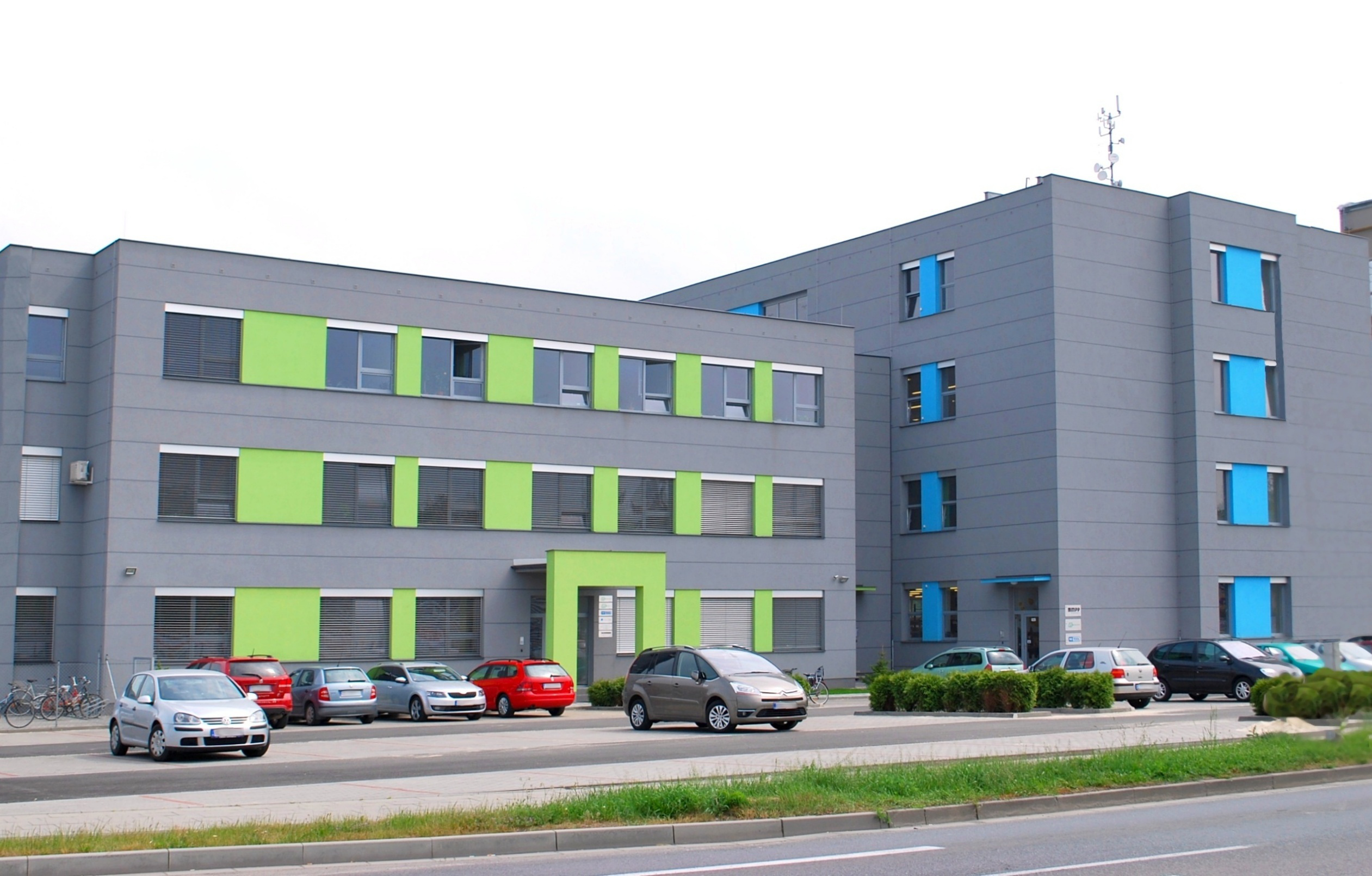 CÍL, výrobní družstvo