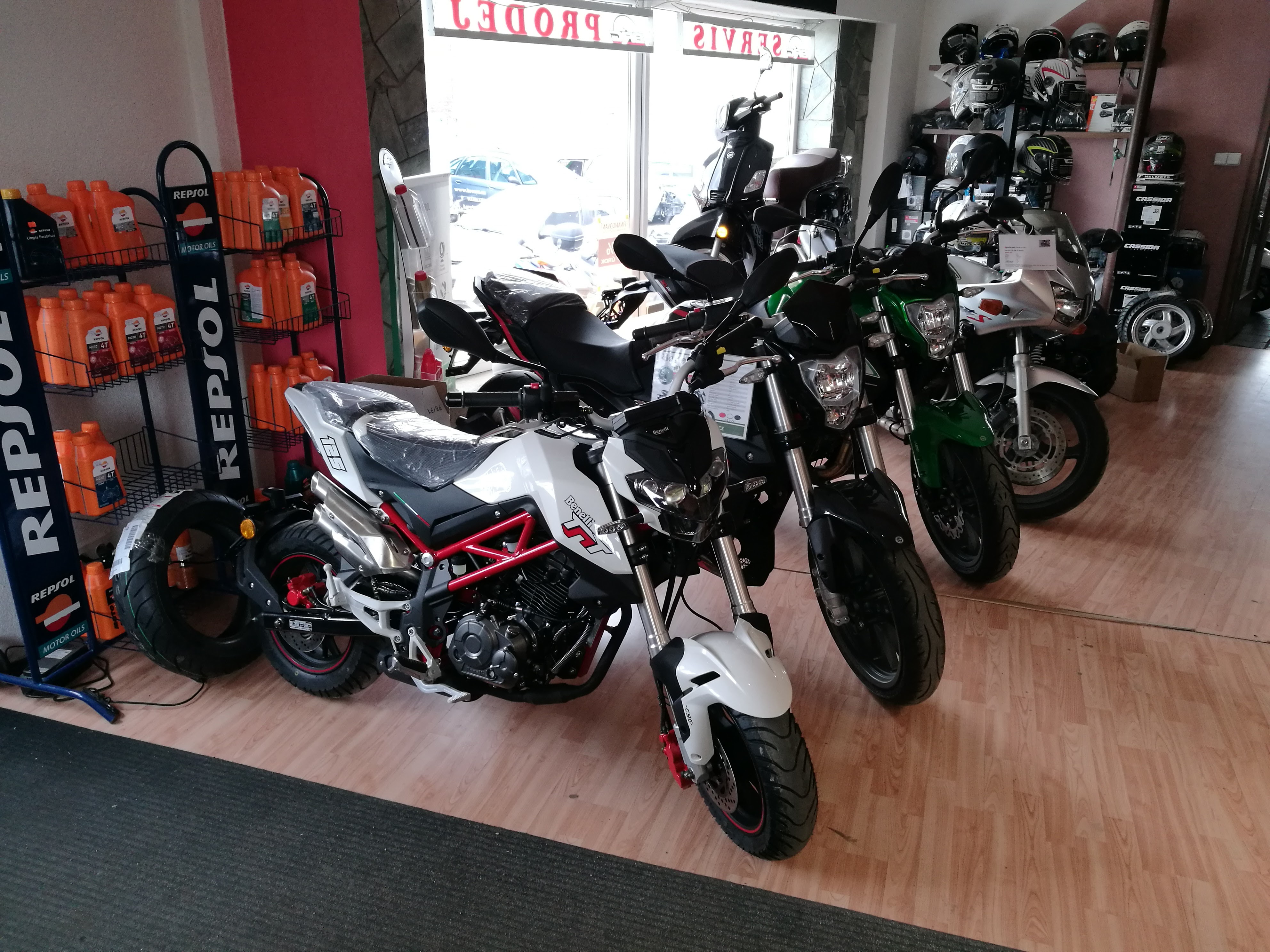 BRCars s.r.o. - Prodejna foto 3