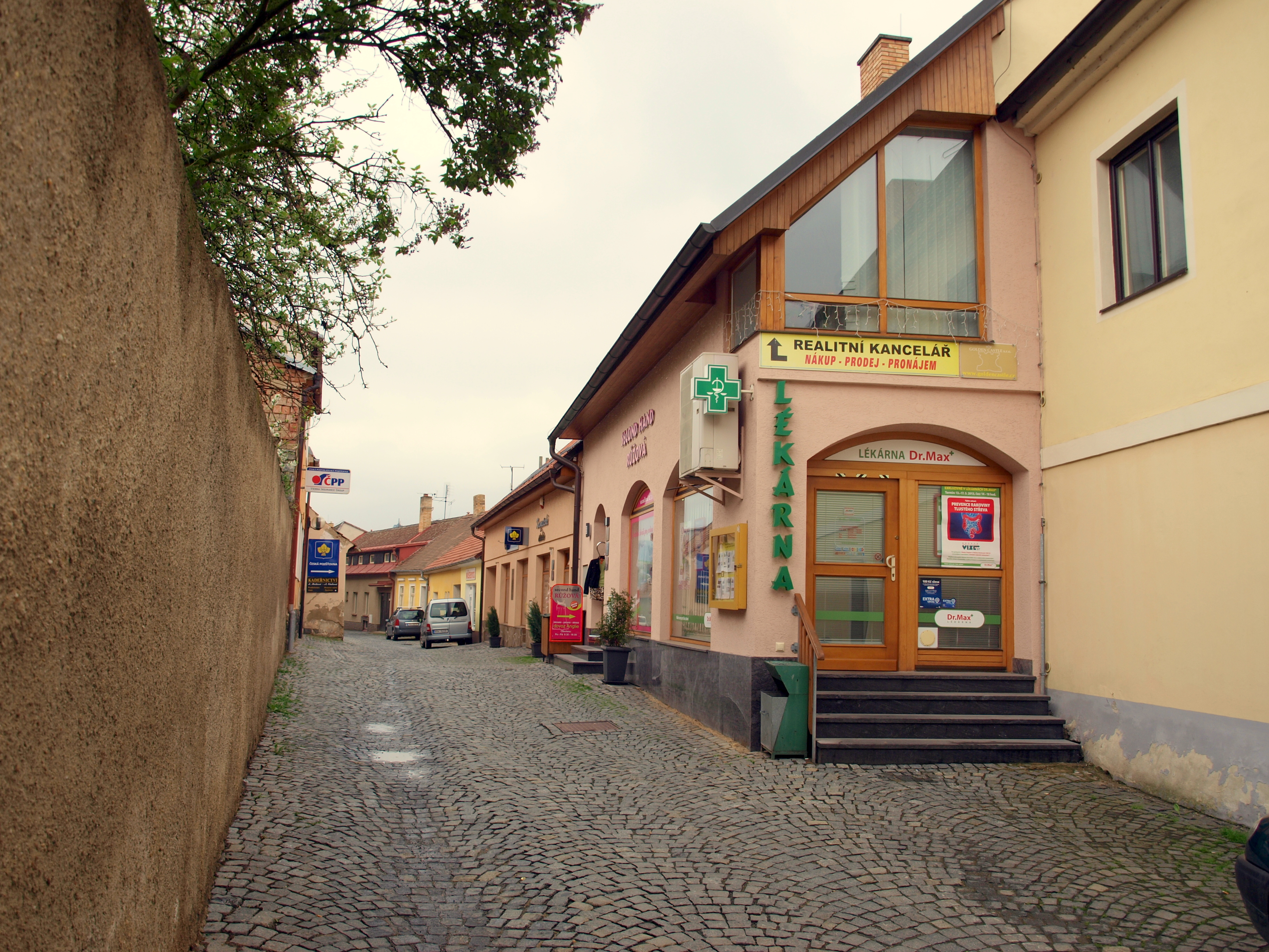 GOLDEN CASTLE s.r.o. foto 2
