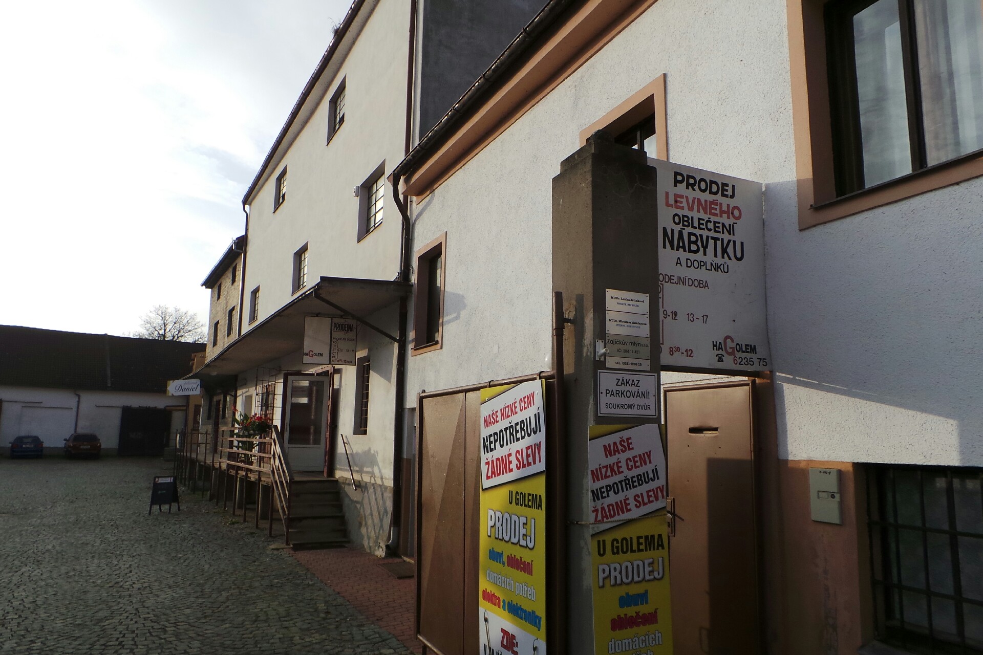 MUDr. Jiří Jelínek