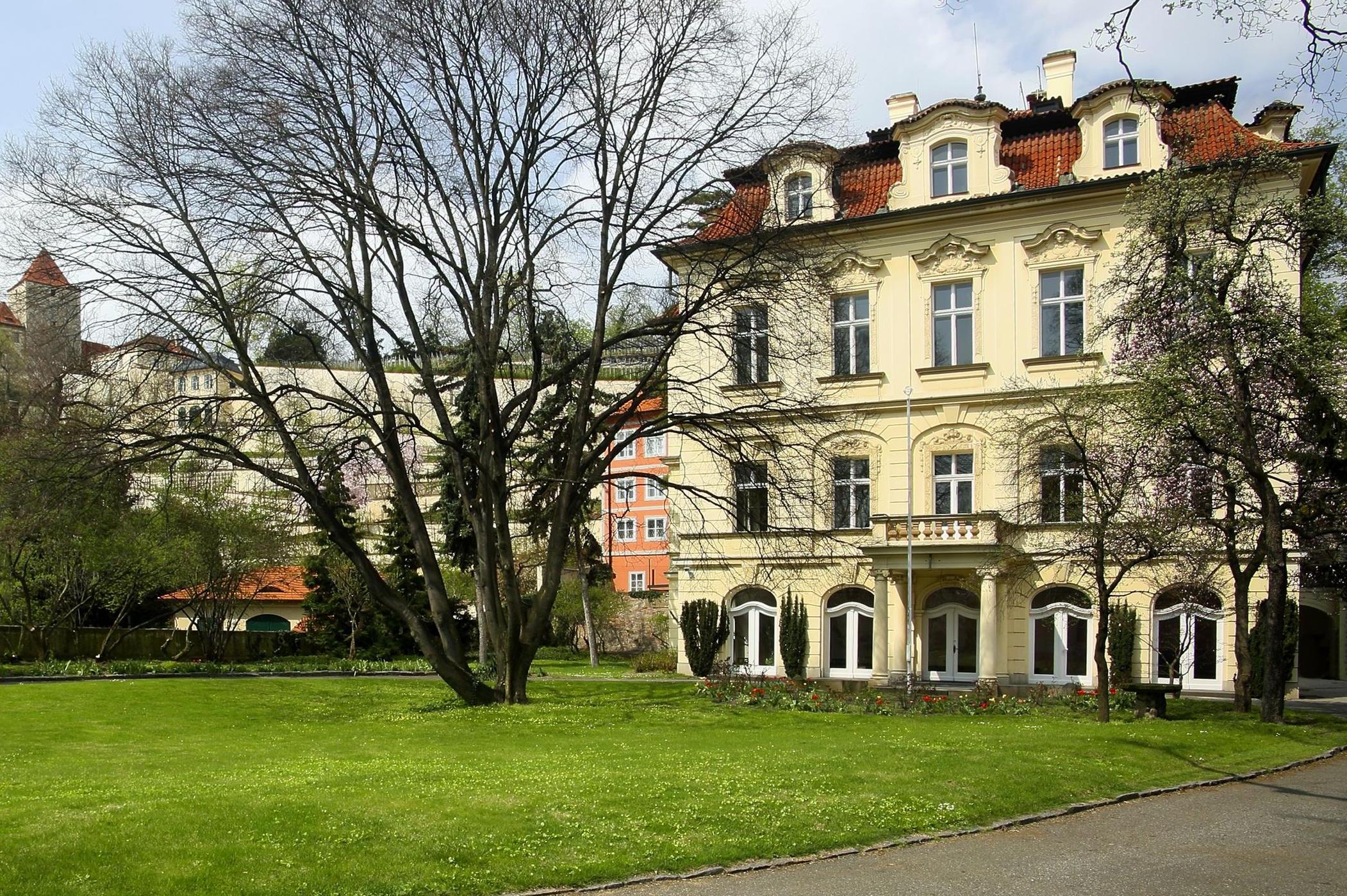 Park Lane International School, a.s.