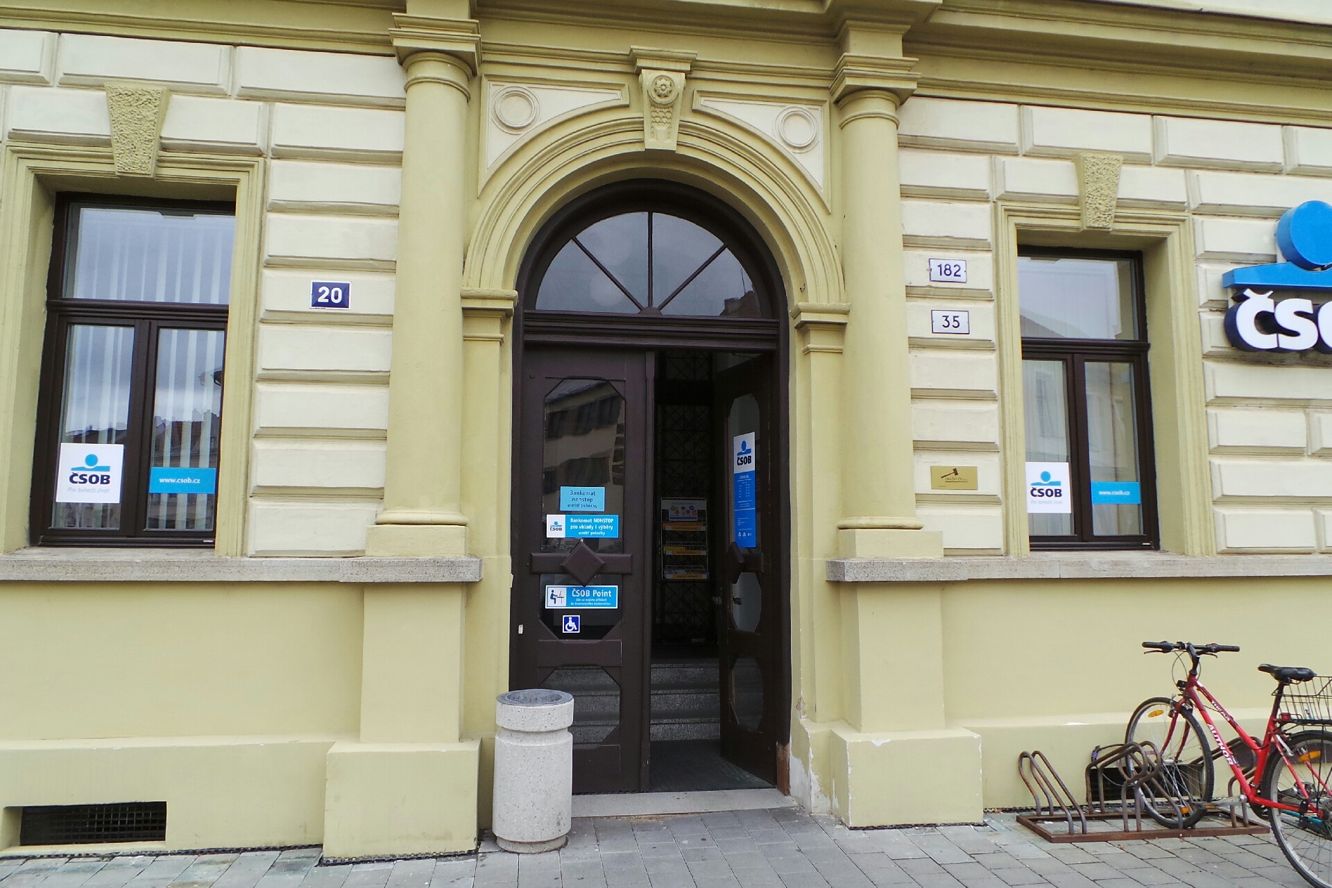 ČSOB - Československá obchodní banka