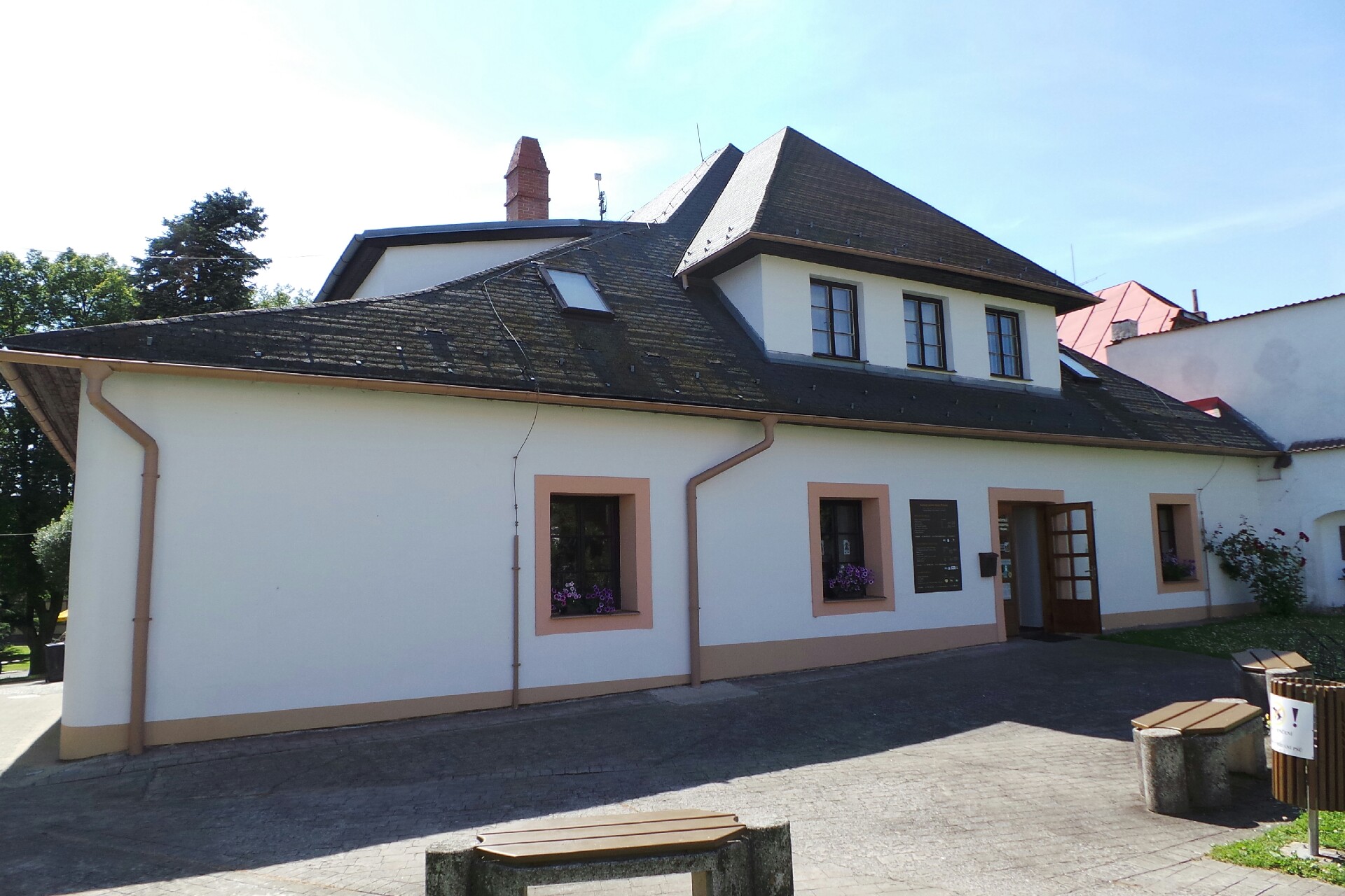 Městská knihovna Přibyslav foto 2