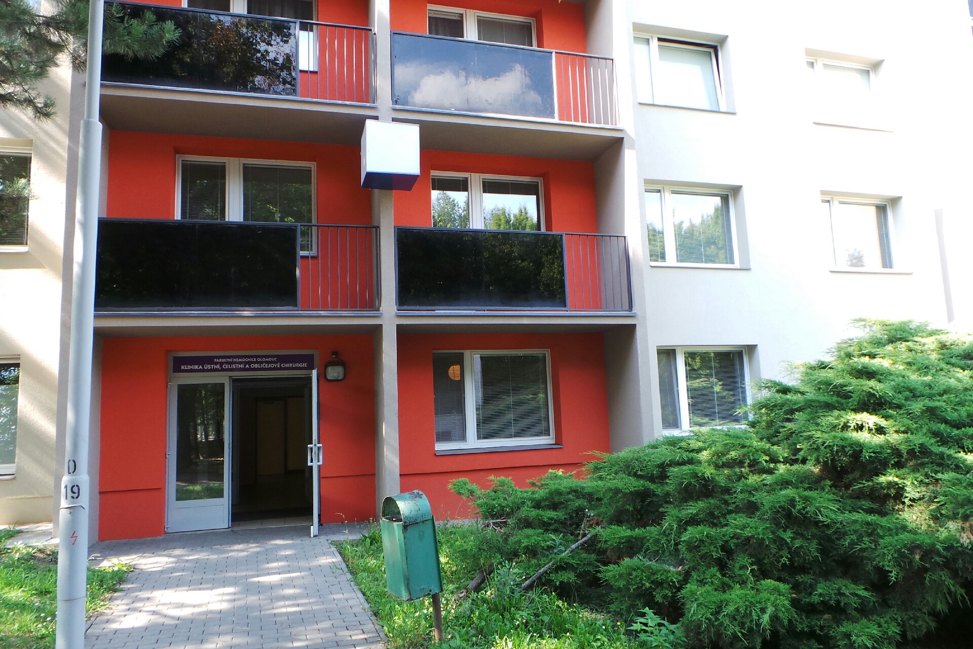 Klinika ústní, čelistní a obličejové chirurgie - Fakultní nemocnice Olomouc