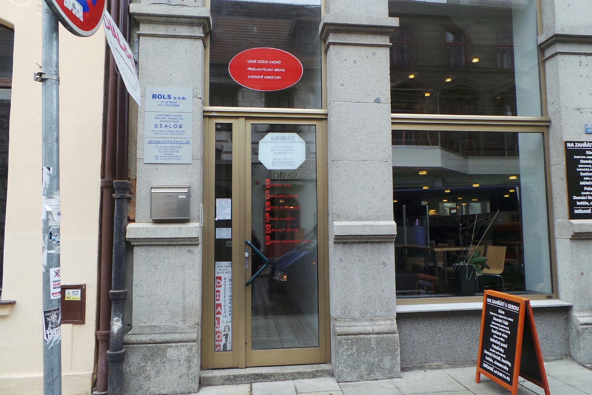 efes & office, s.r.o.