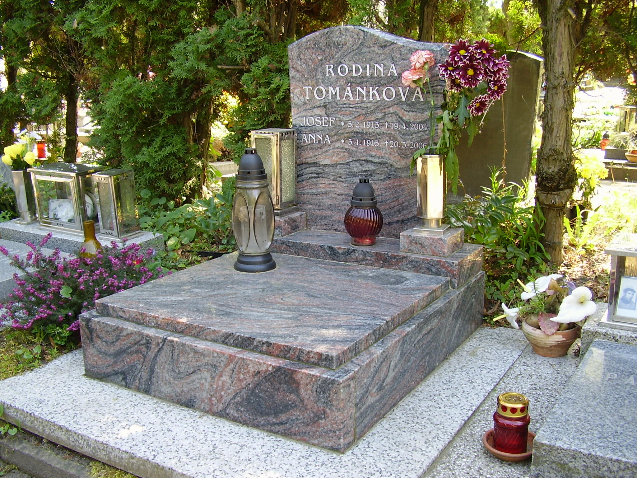 KŮRKA KAMENOVÝROBA foto 3