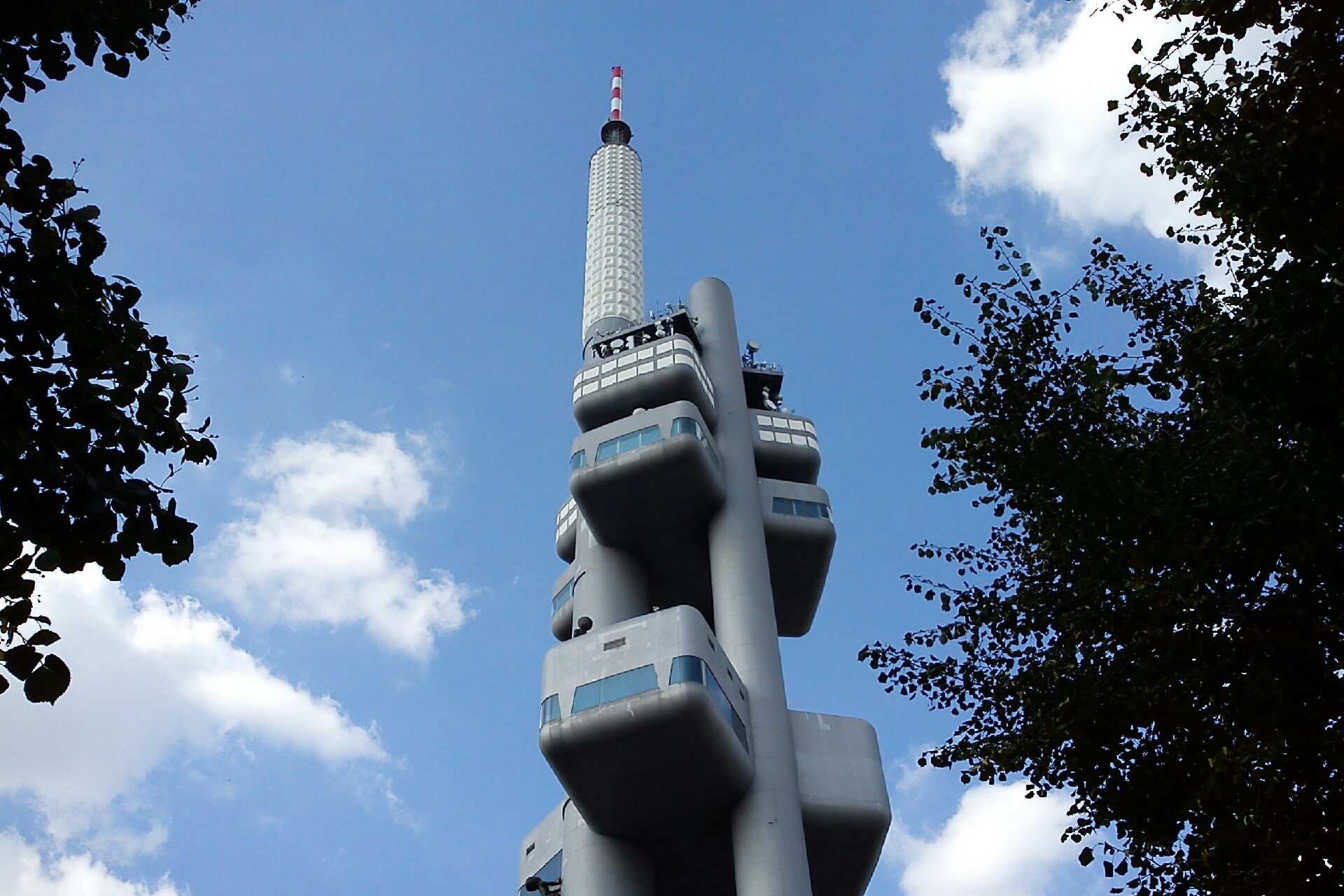 TOWER PARK PRAHA - Žižkovská věž foto 5