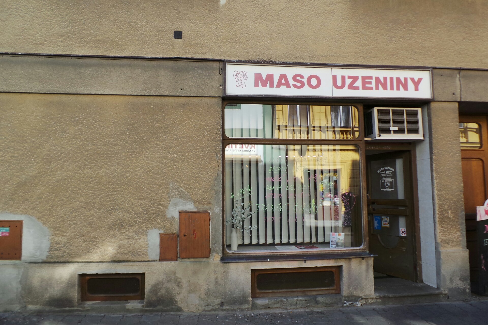 Maso - uzeniny Josef Štěrba