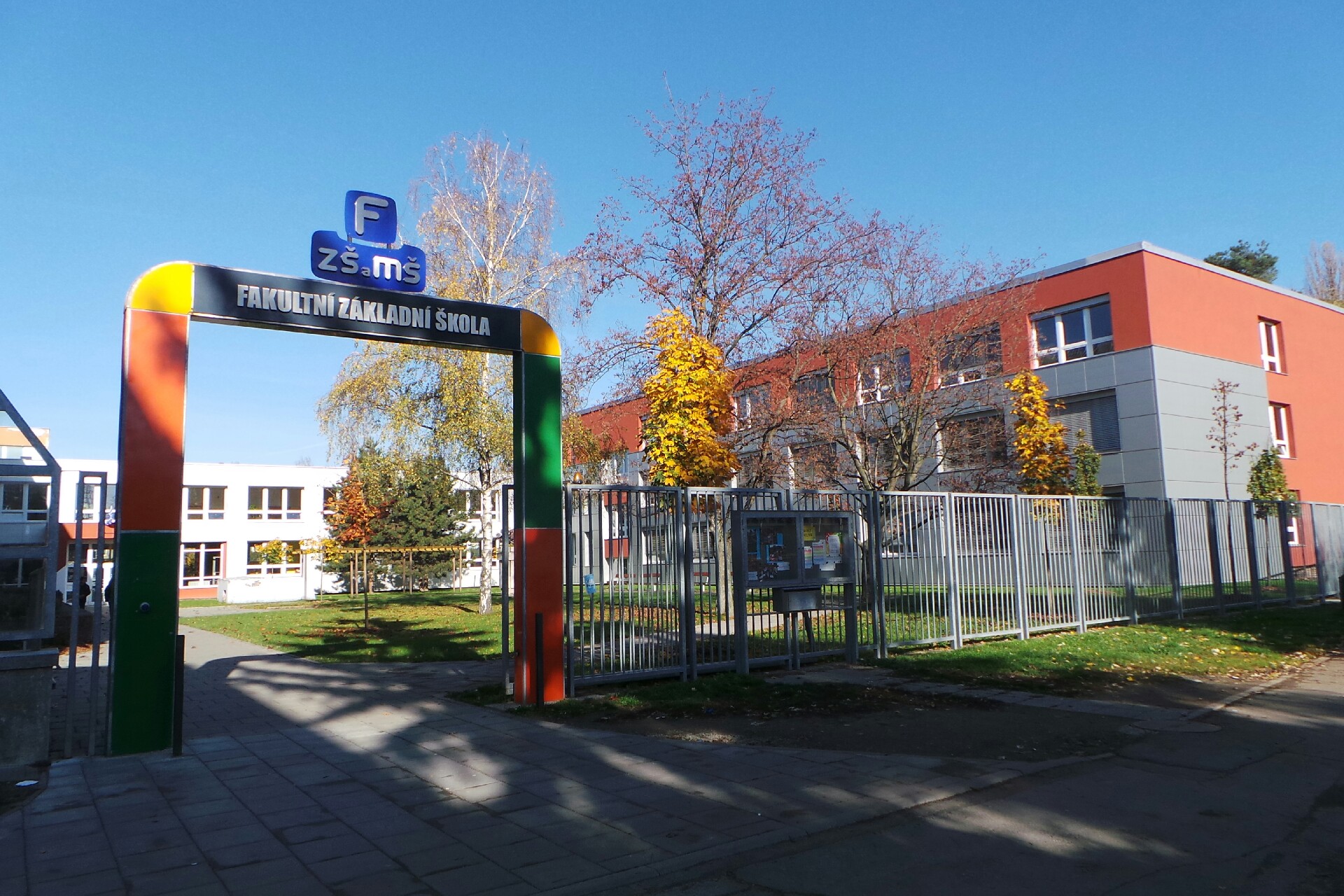 Fakultní ZŠ a MŠ Olomouc Holečkova