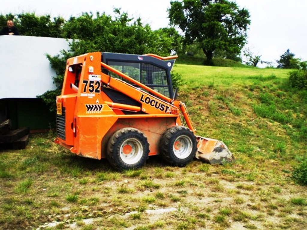 Kontejnery, zemní práce - Milan Penčák foto 3