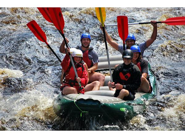 Lodní servis Strakonice - Půjčovna kánoí a raftů na Otavě foto 2