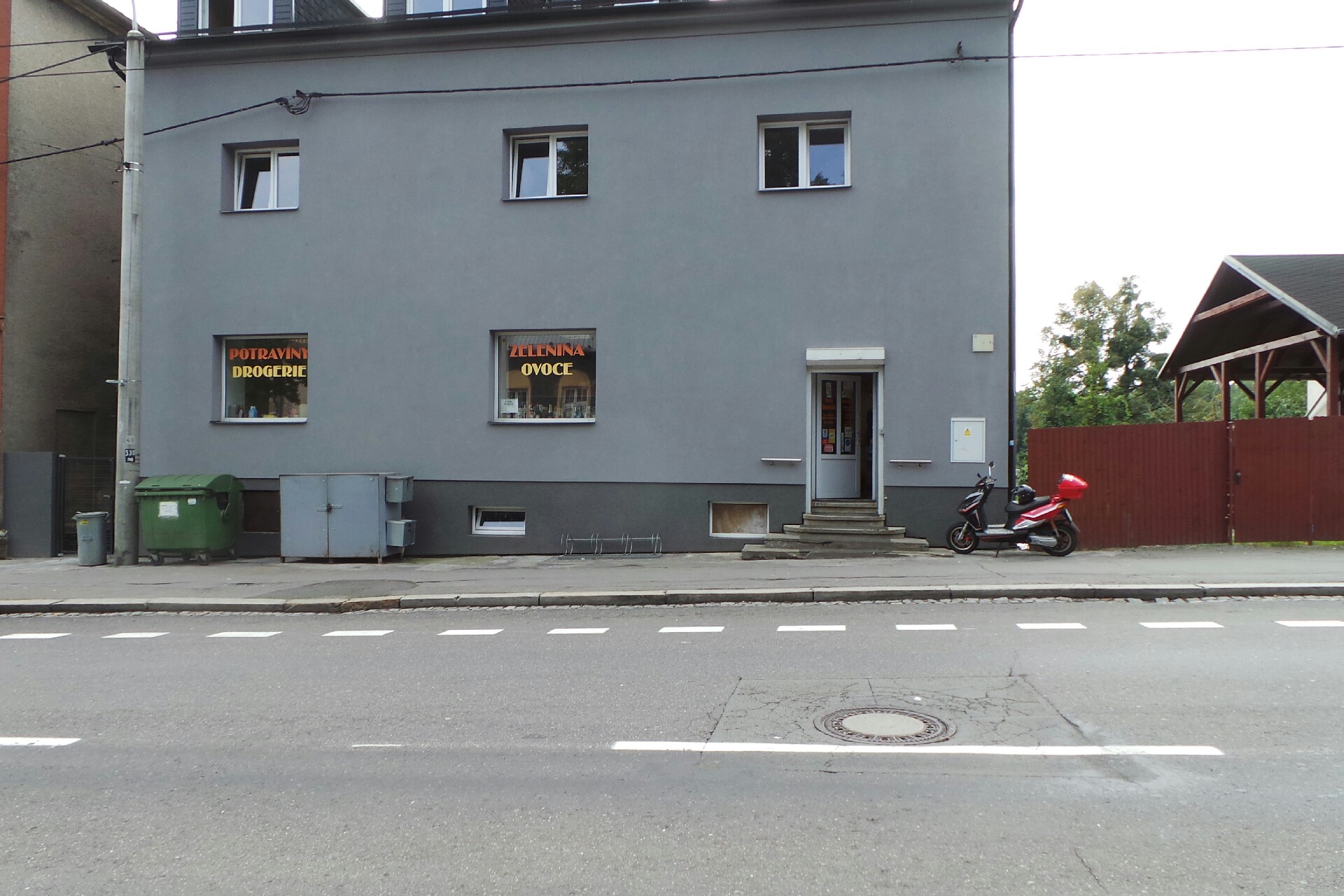 HRUŠKA - René Gajdošík