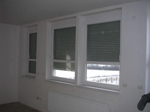 GARONA - garážová vrata, vjezdové brány, předokenní rolety foto 3