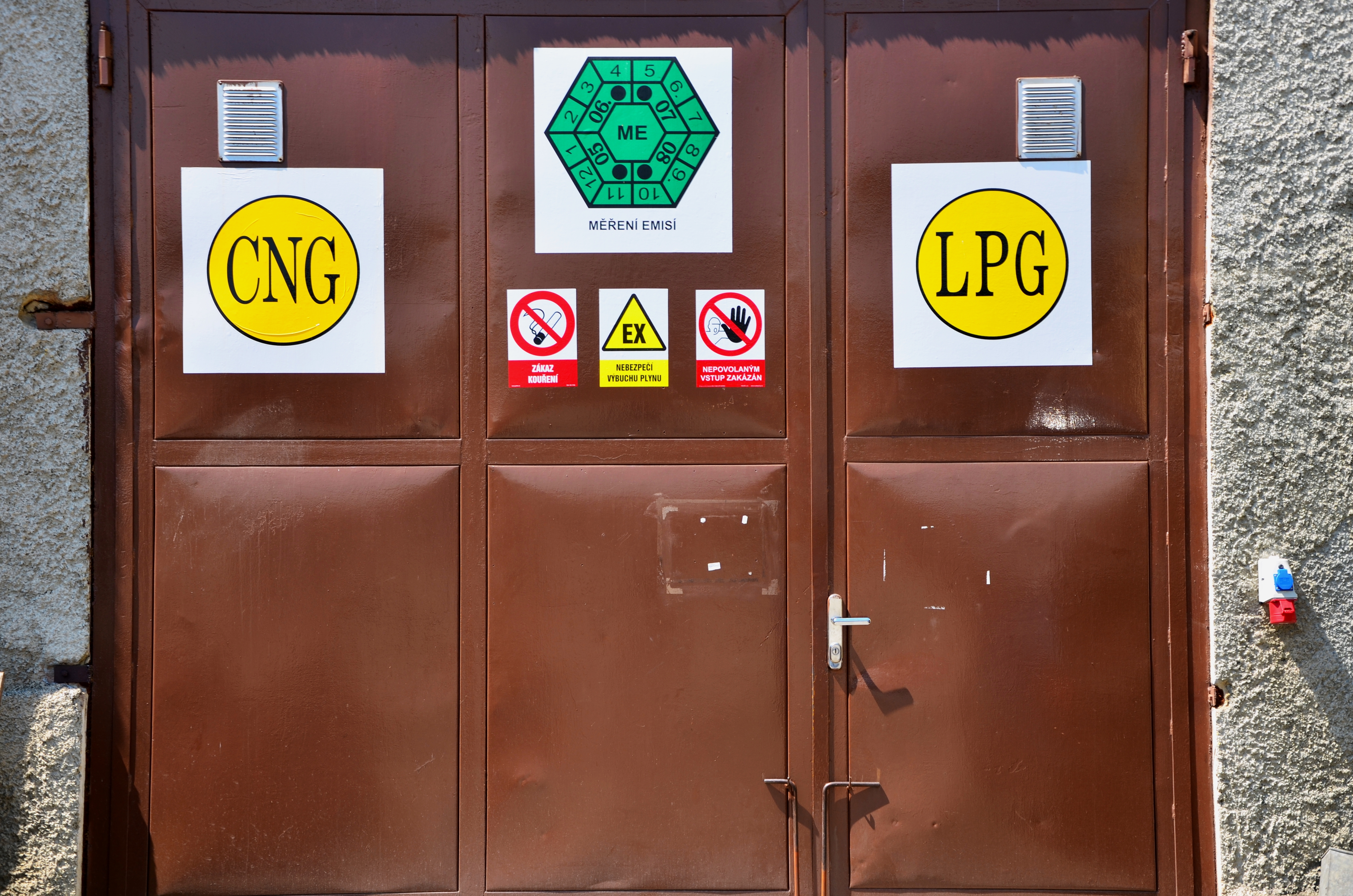 Autoservis PLYNOMONT spol. s r.o. foto 2