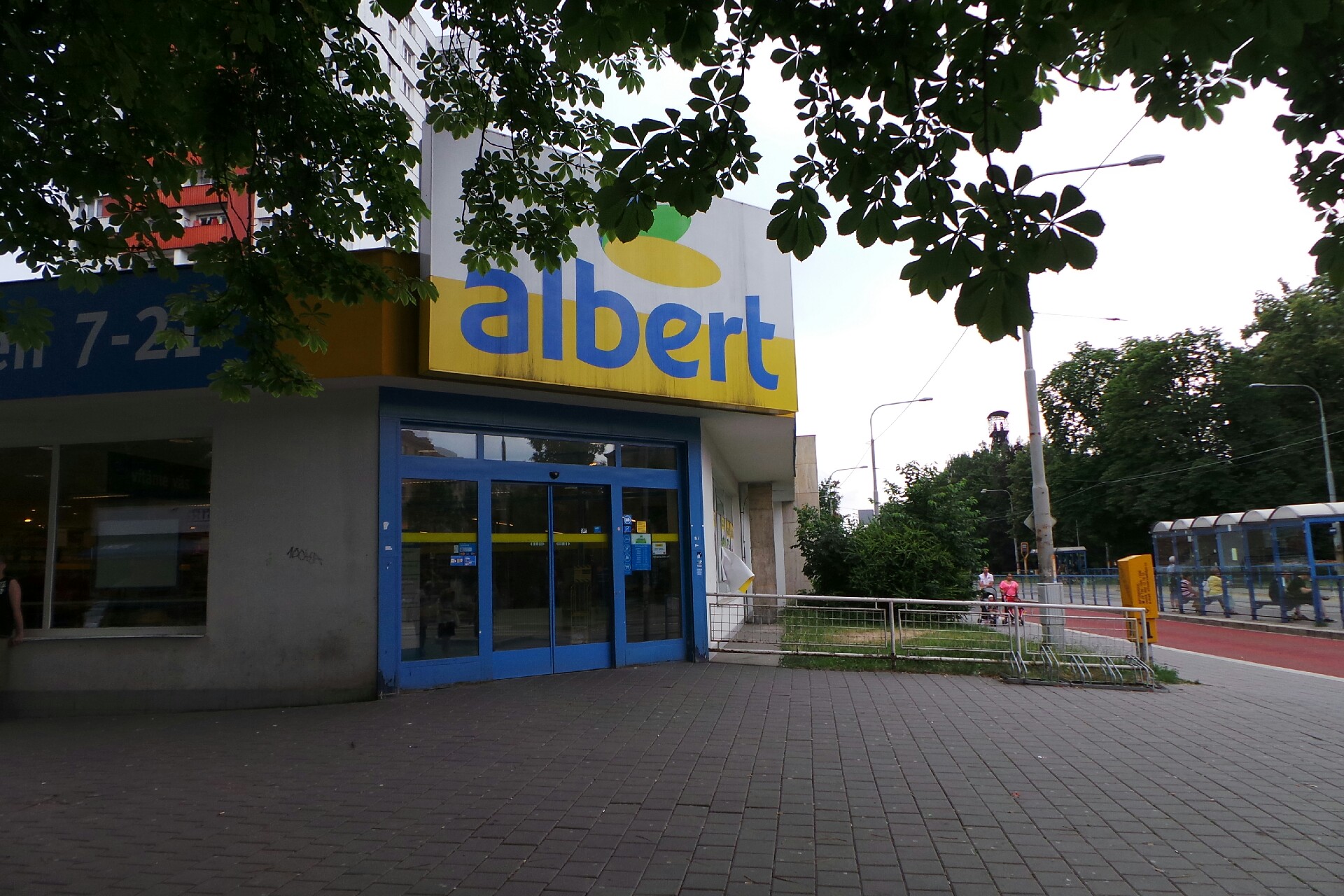 Albert Supermarket