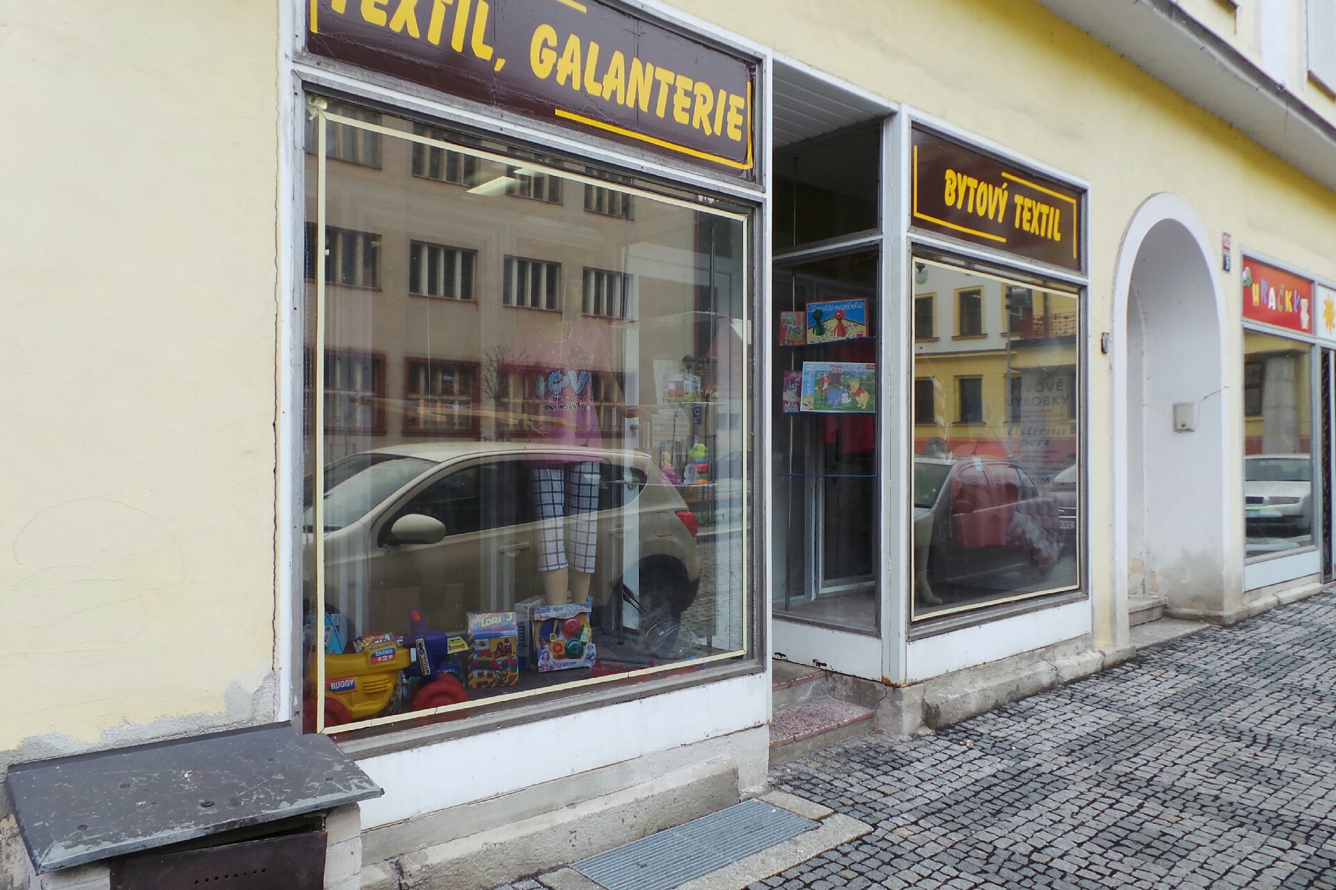 Čistírna peří Mareš