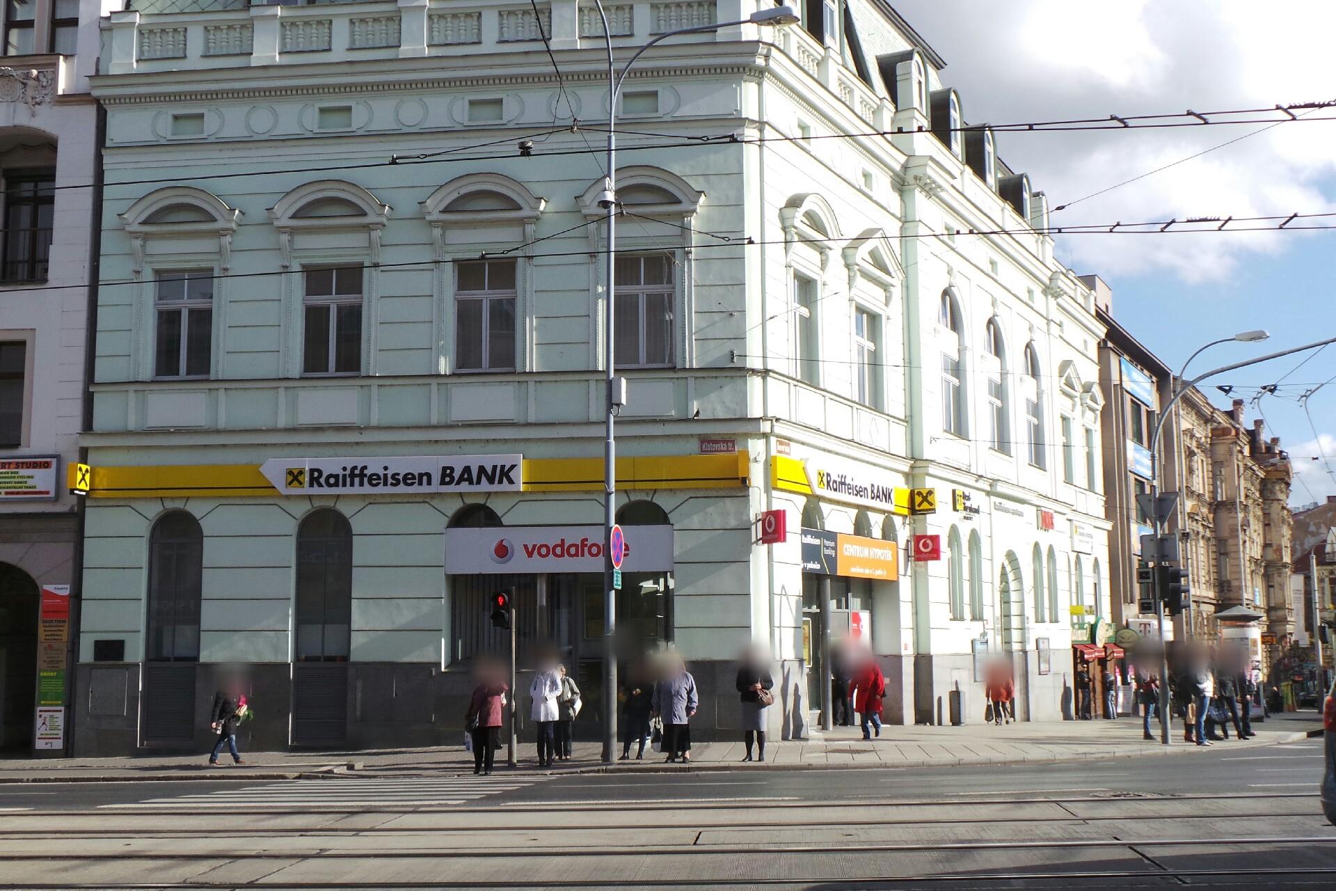 Raiffeisenbank - bankomat
