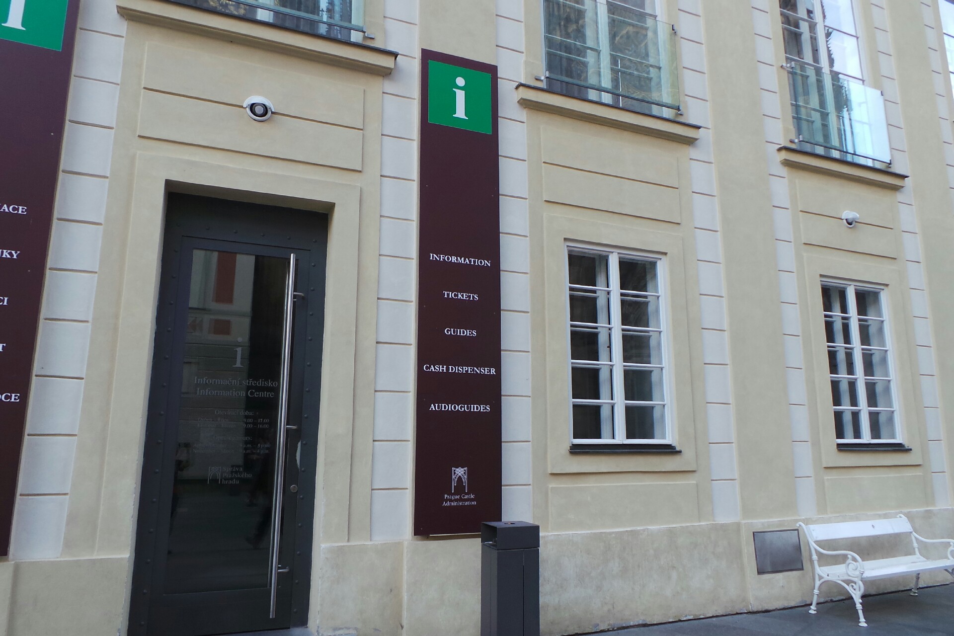Informační středisko Pražského hradu