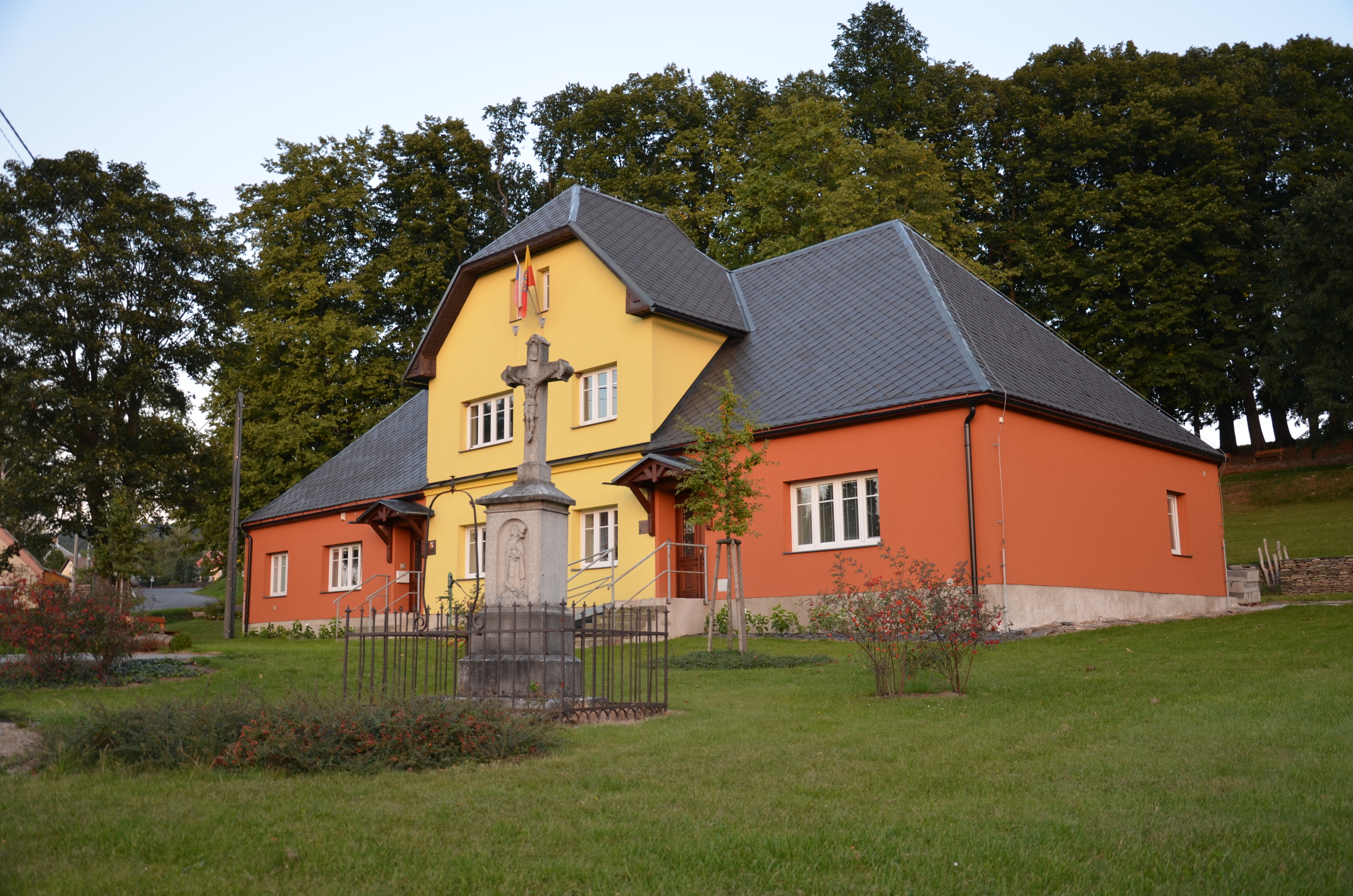 Dětřichov nad Bystřicí - obecní úřad