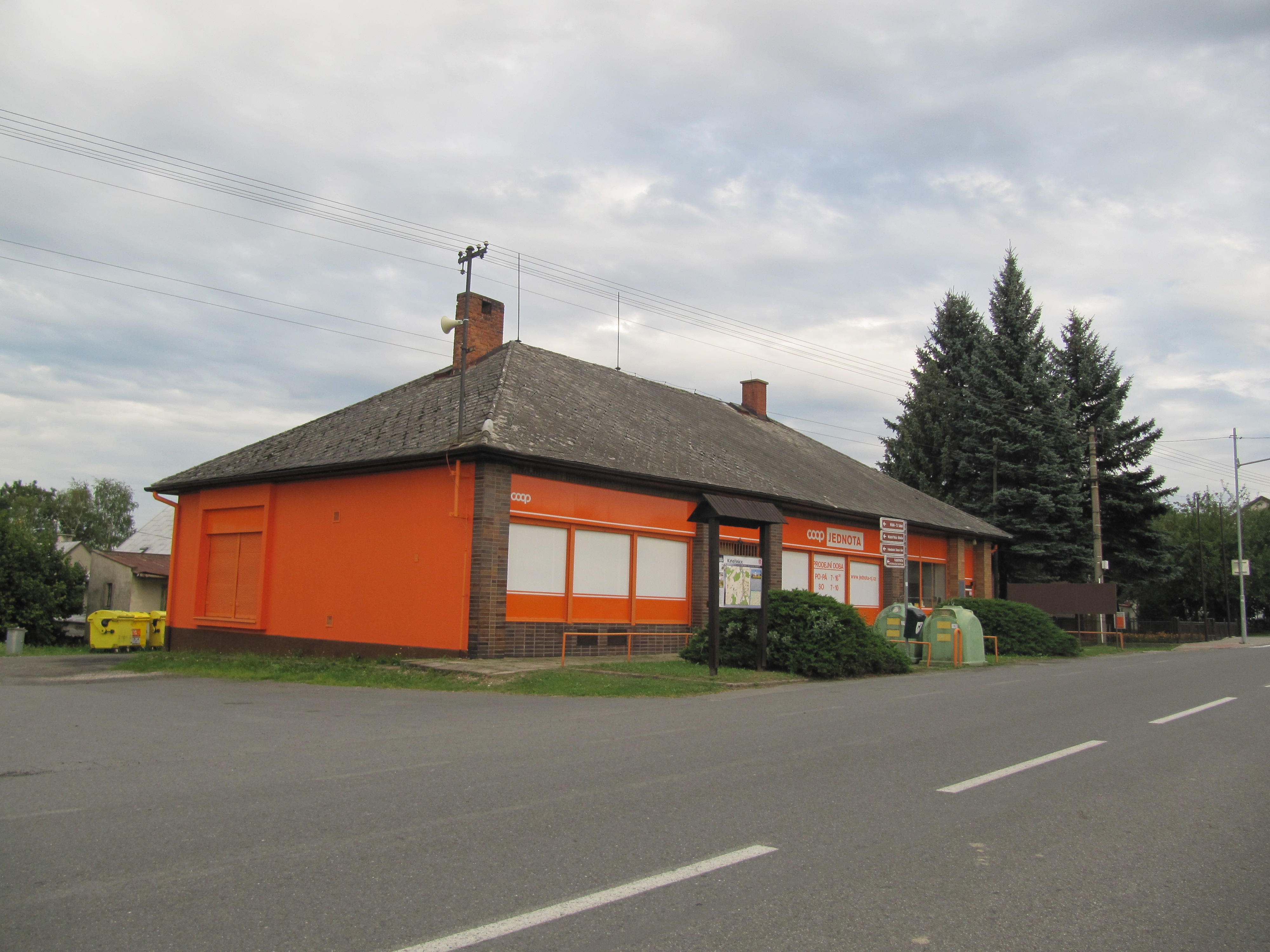 Jednota, spotřební družstvo v Hodoníně - COOP