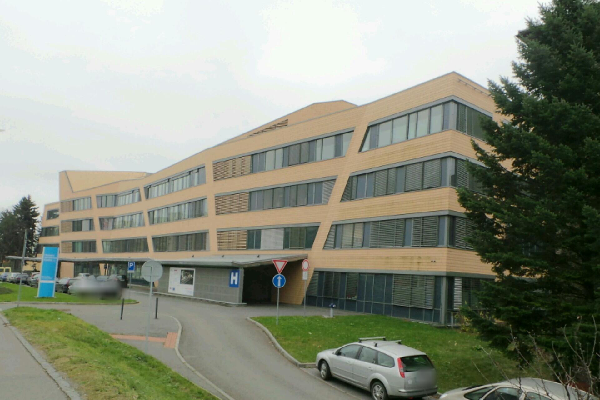 Lékařská pohotovostní služba pro děti a dorost - Oblastní nemocnice Kladno