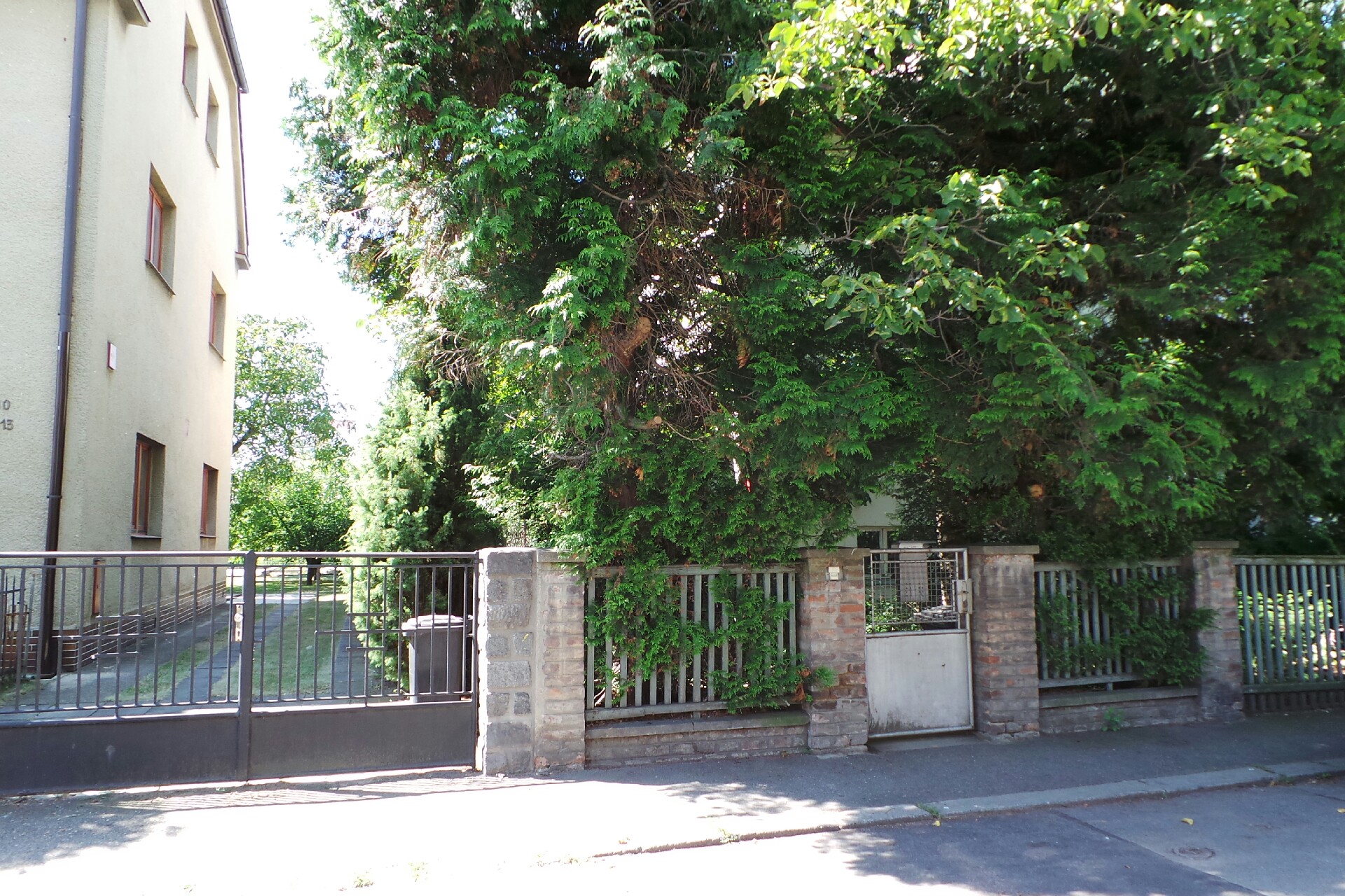 Ubytování Královická 8