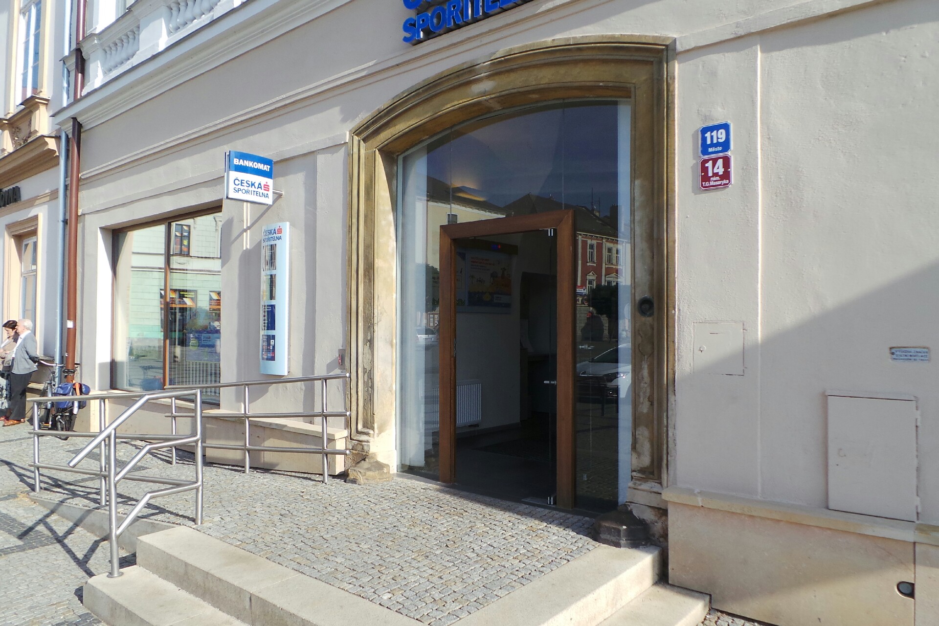 Bankomat České spořitelny foto 2