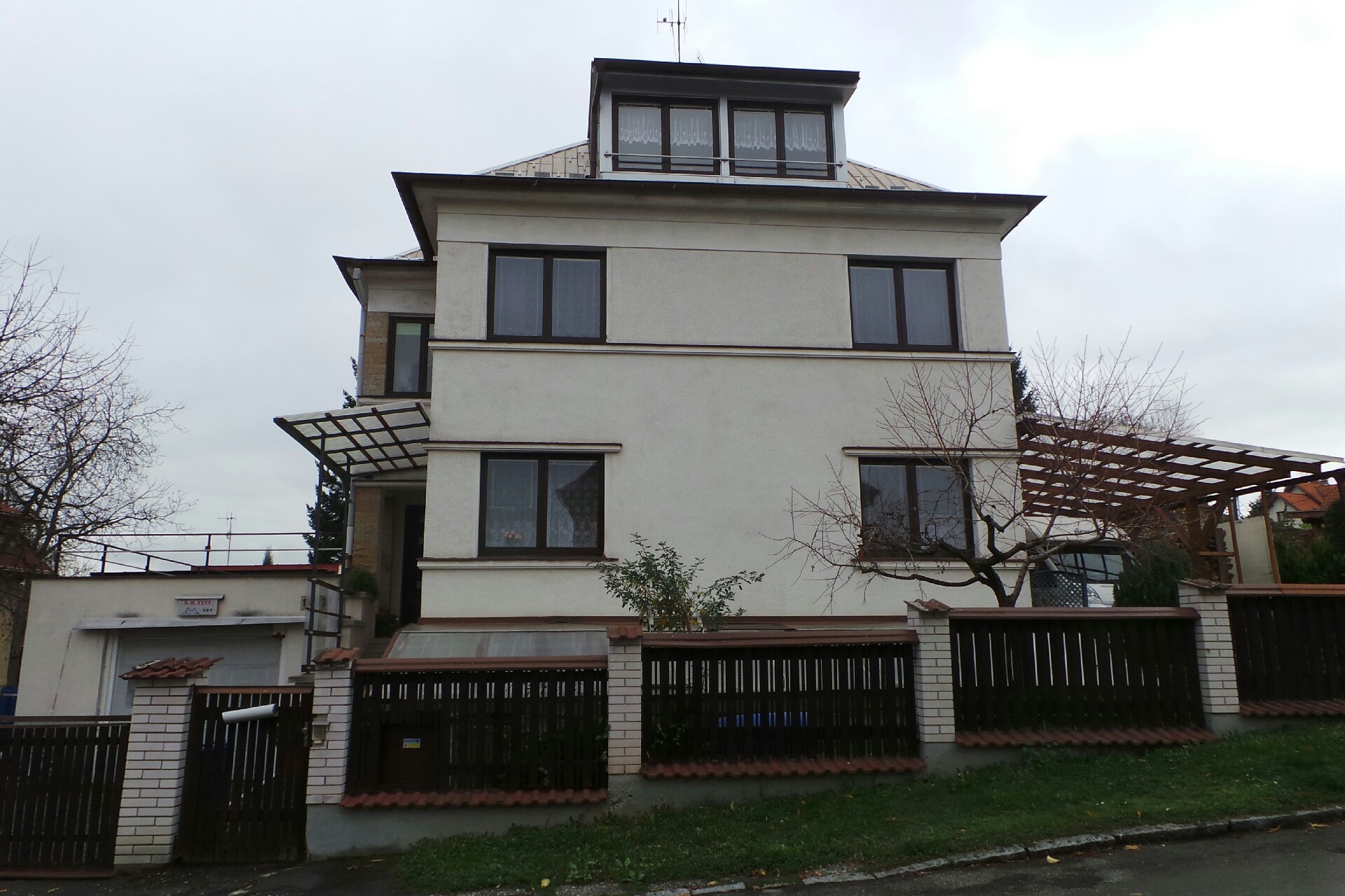 S.H.TINY - TURNOV, s.r.o.