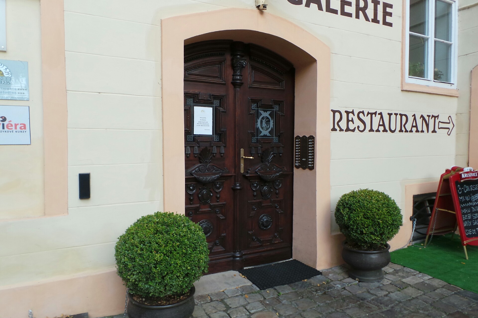 Lingviéra - jazykové kurzy