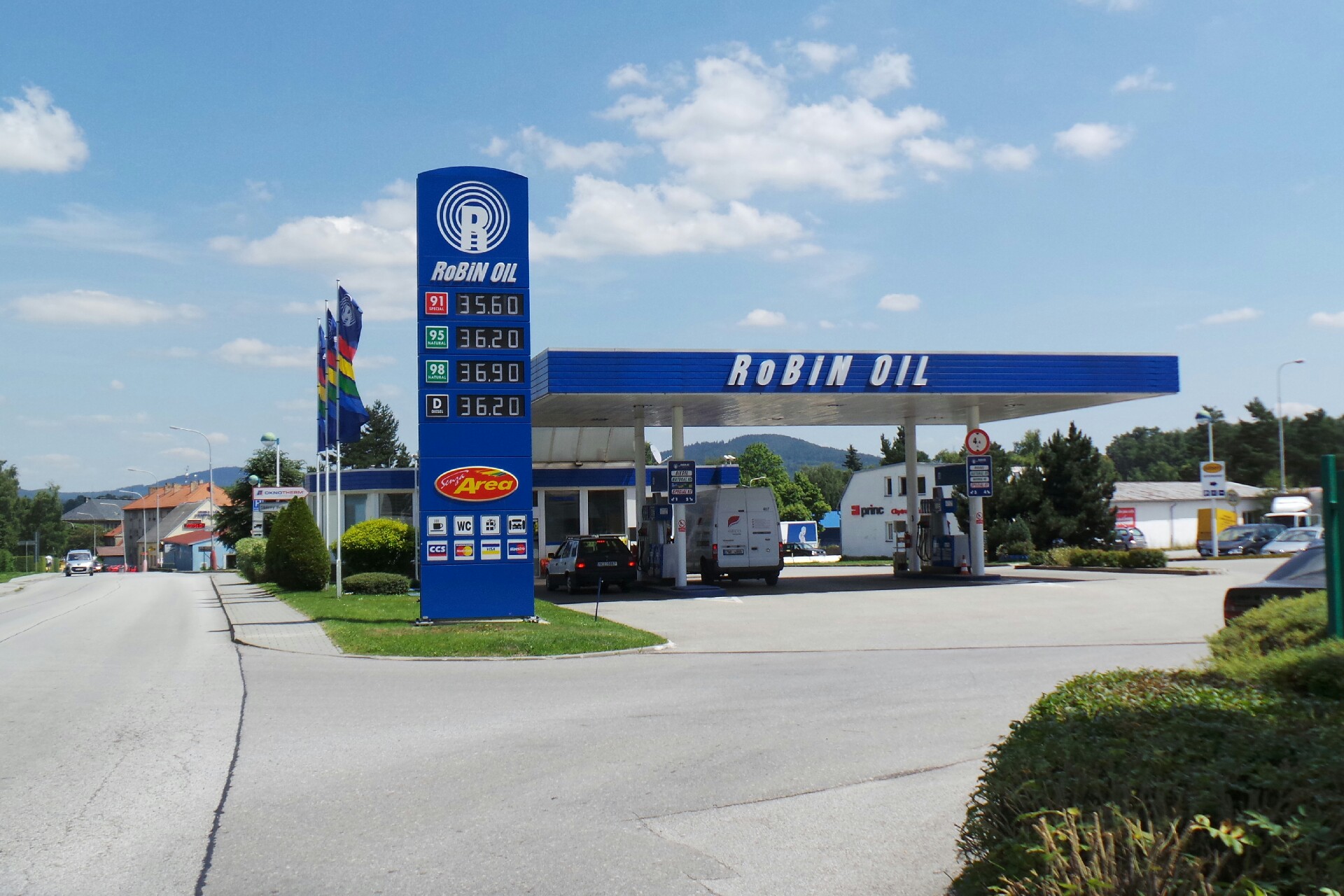 Robin Oil (Petrol station) • Mapy.cz - in English language