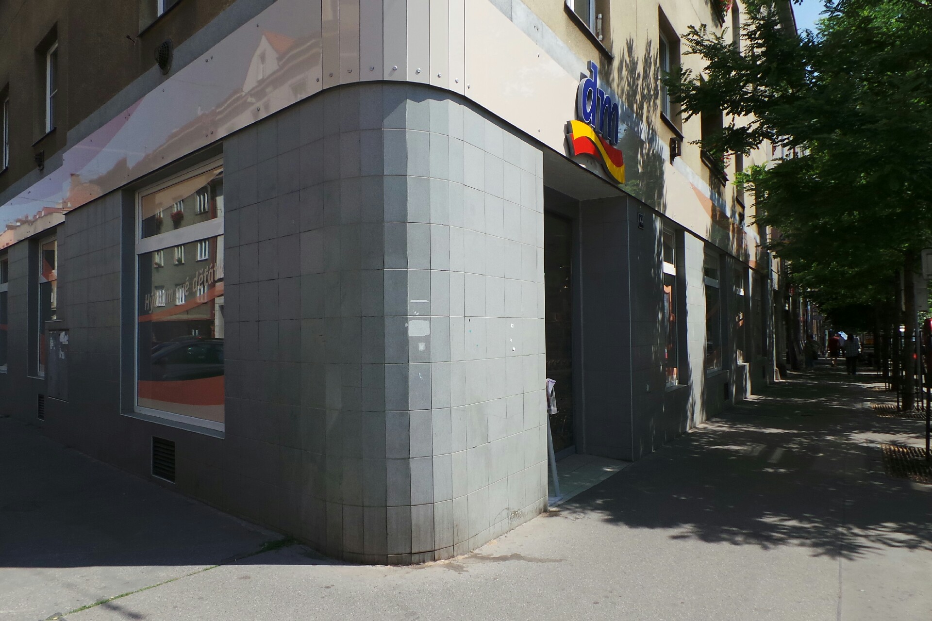 dm drogerie markt s.r.o.