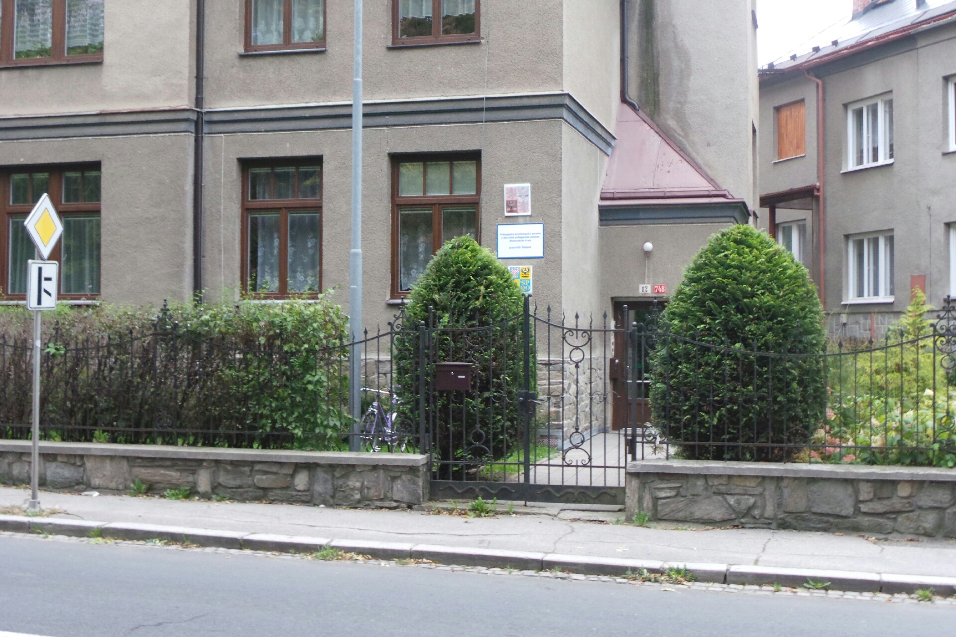 Pedagogicko - psychologická poradna a Speciálně pedagogické centrum Olomouckého kraje