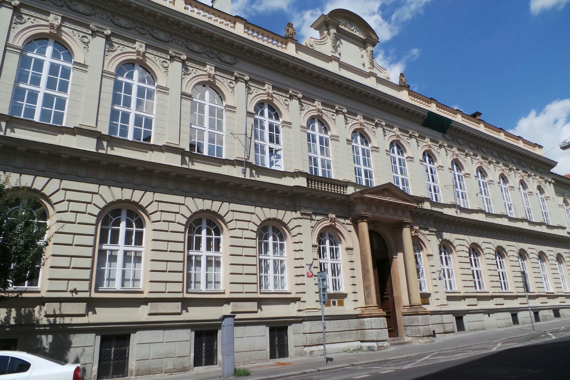 Ústav patologické fyziologie 1. LF - Univerzita Karlova