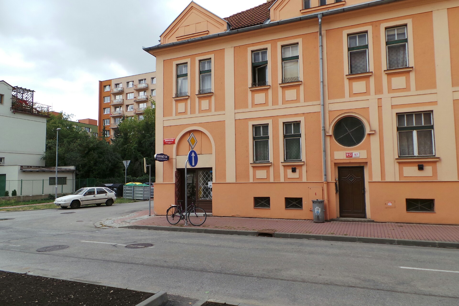 Michal Havlis - COMPACT CB