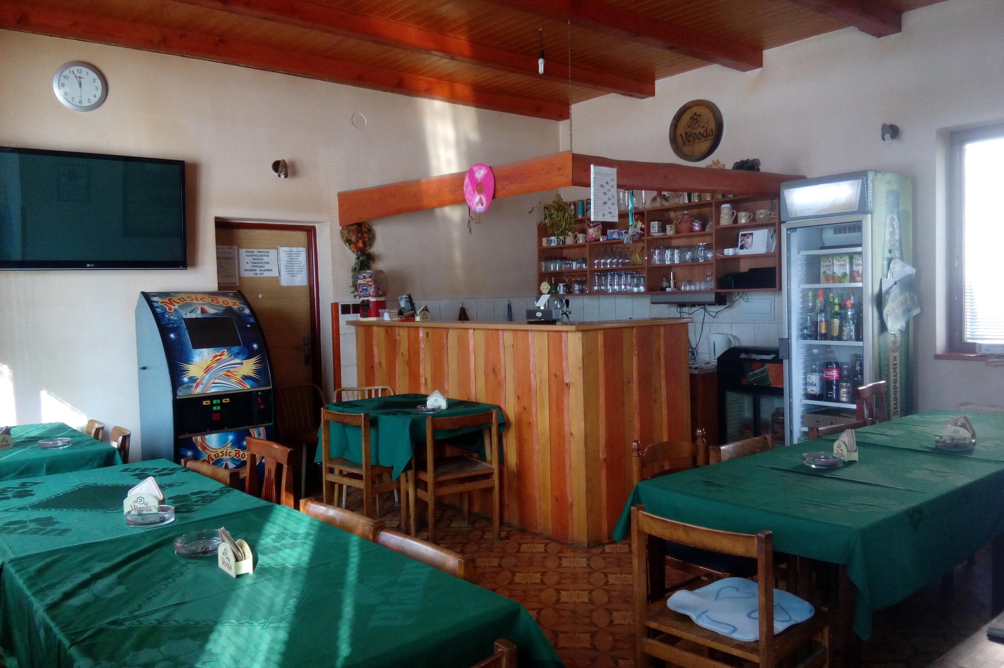 Hospůdka pod lípou