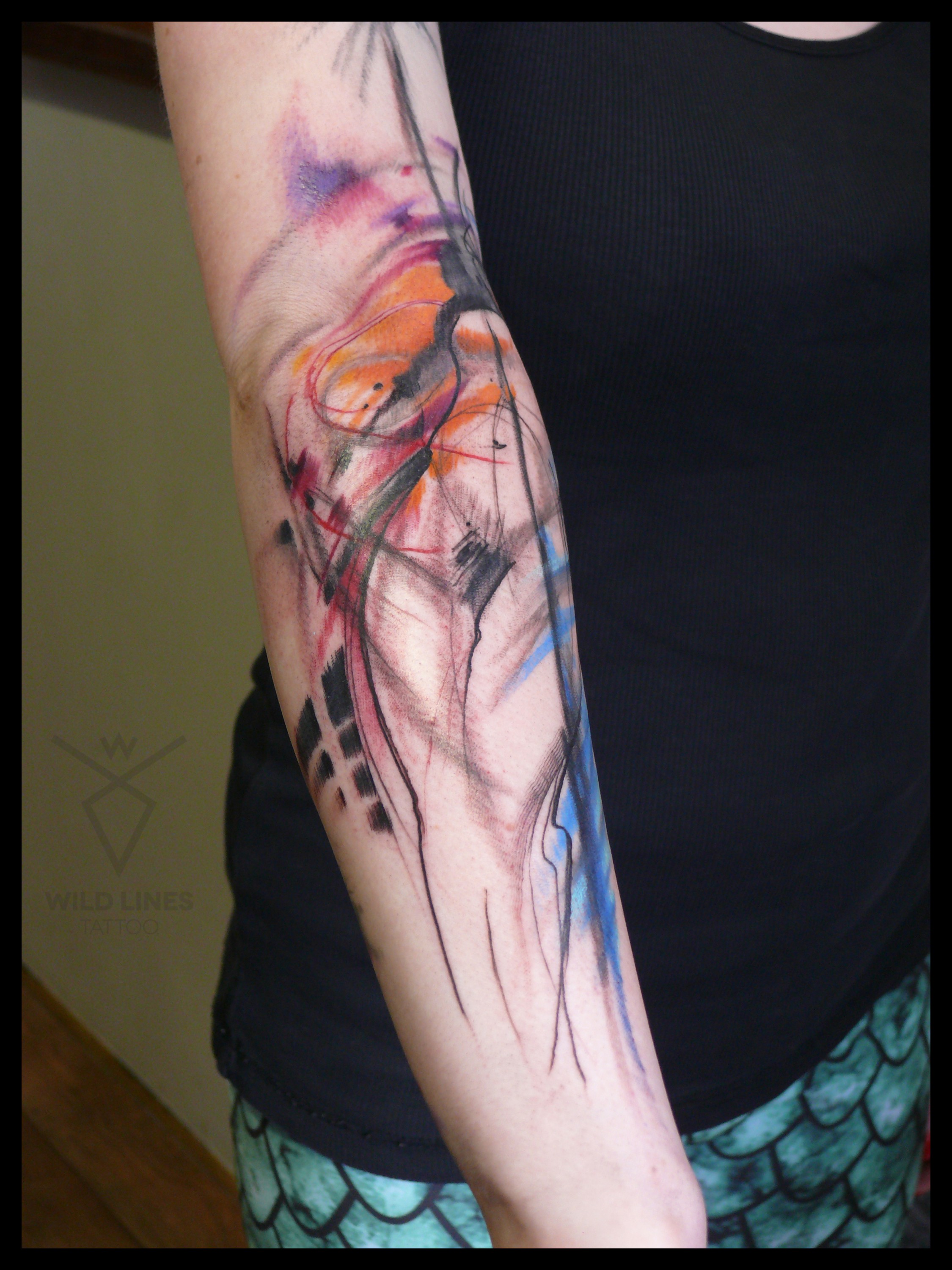 Wild Lines Tattoo foto 4