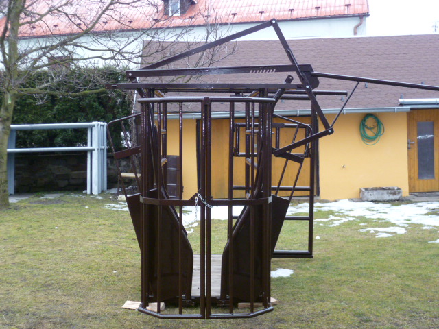 Fixační klece foto 2