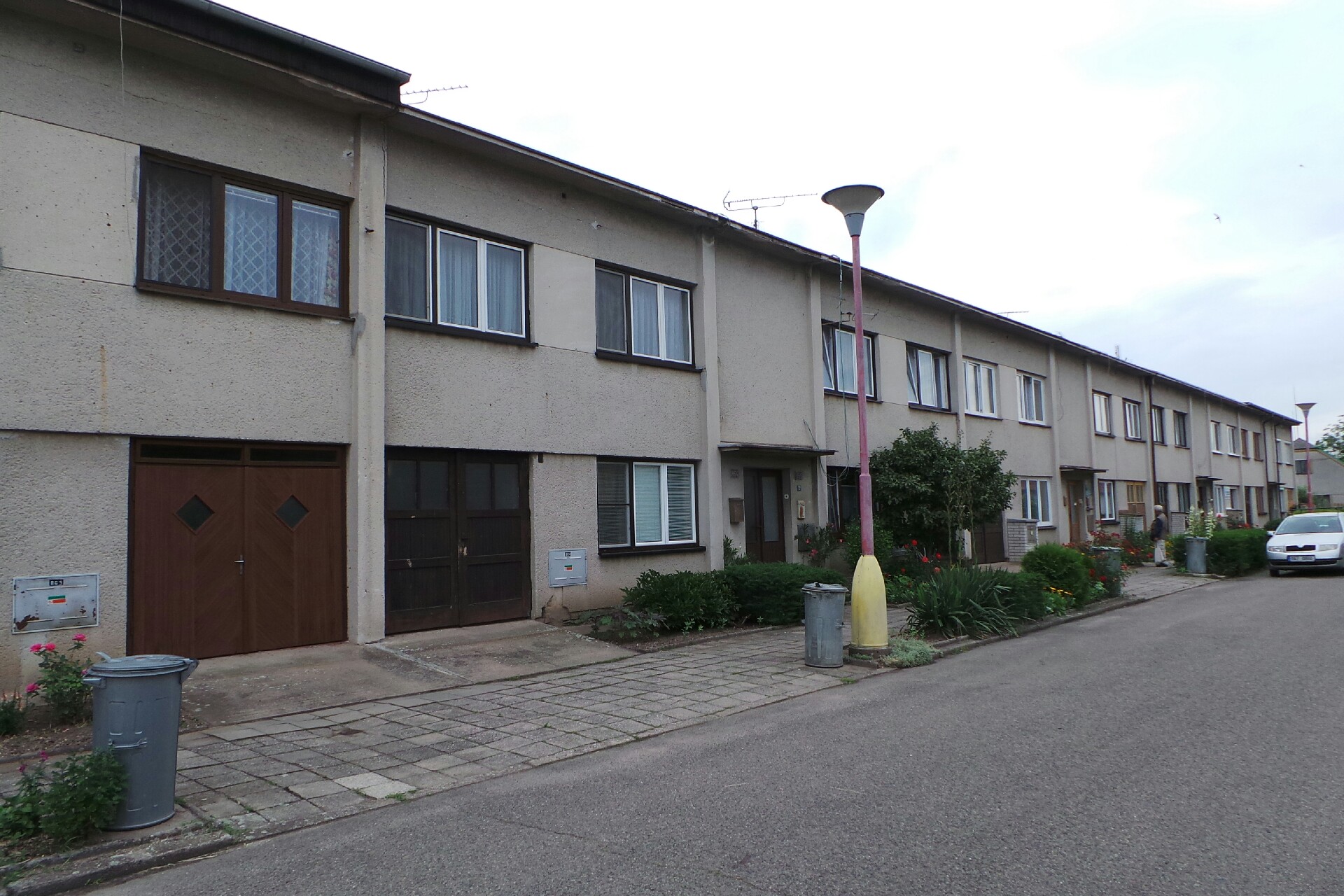 OVOCNÝ PĚSTITELSKÝ LIHOVAR, veřejná obchodní společnost