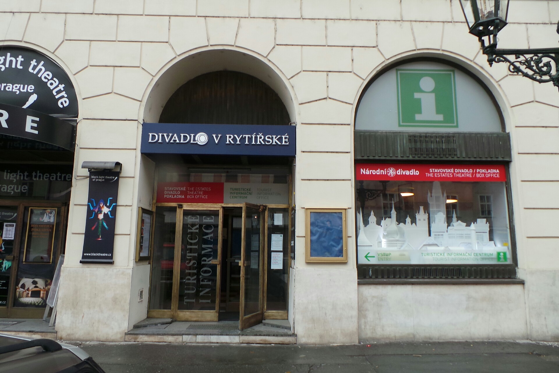 Komorní divadlo Kalich foto 1