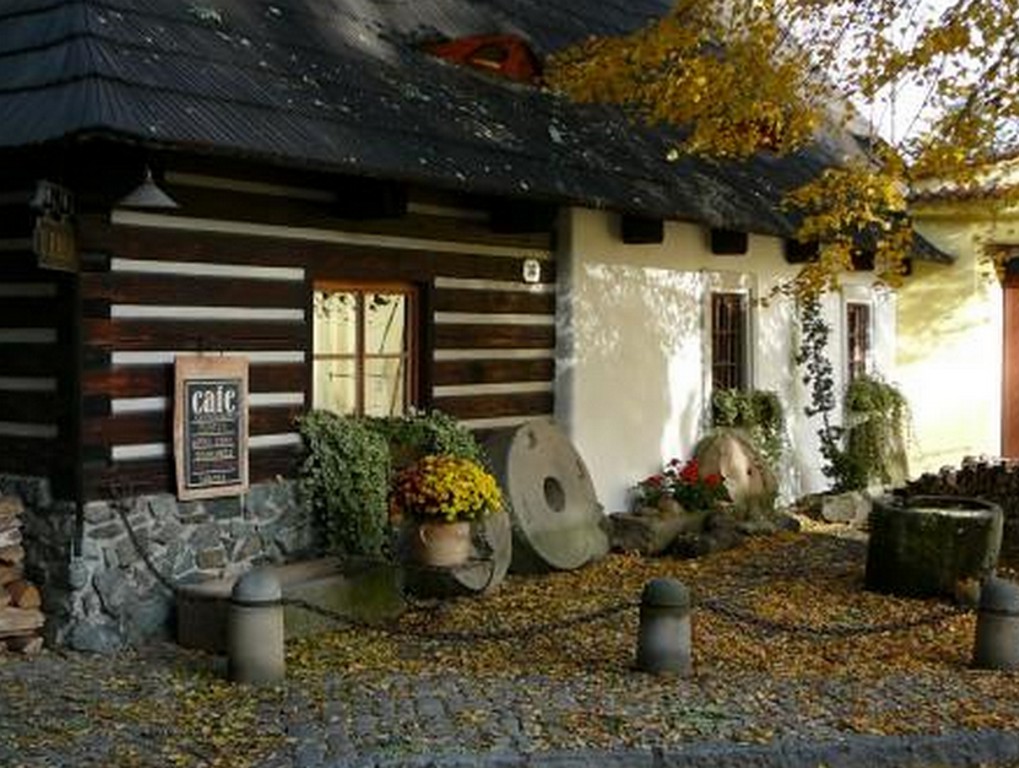 Romantik hotel U Raka