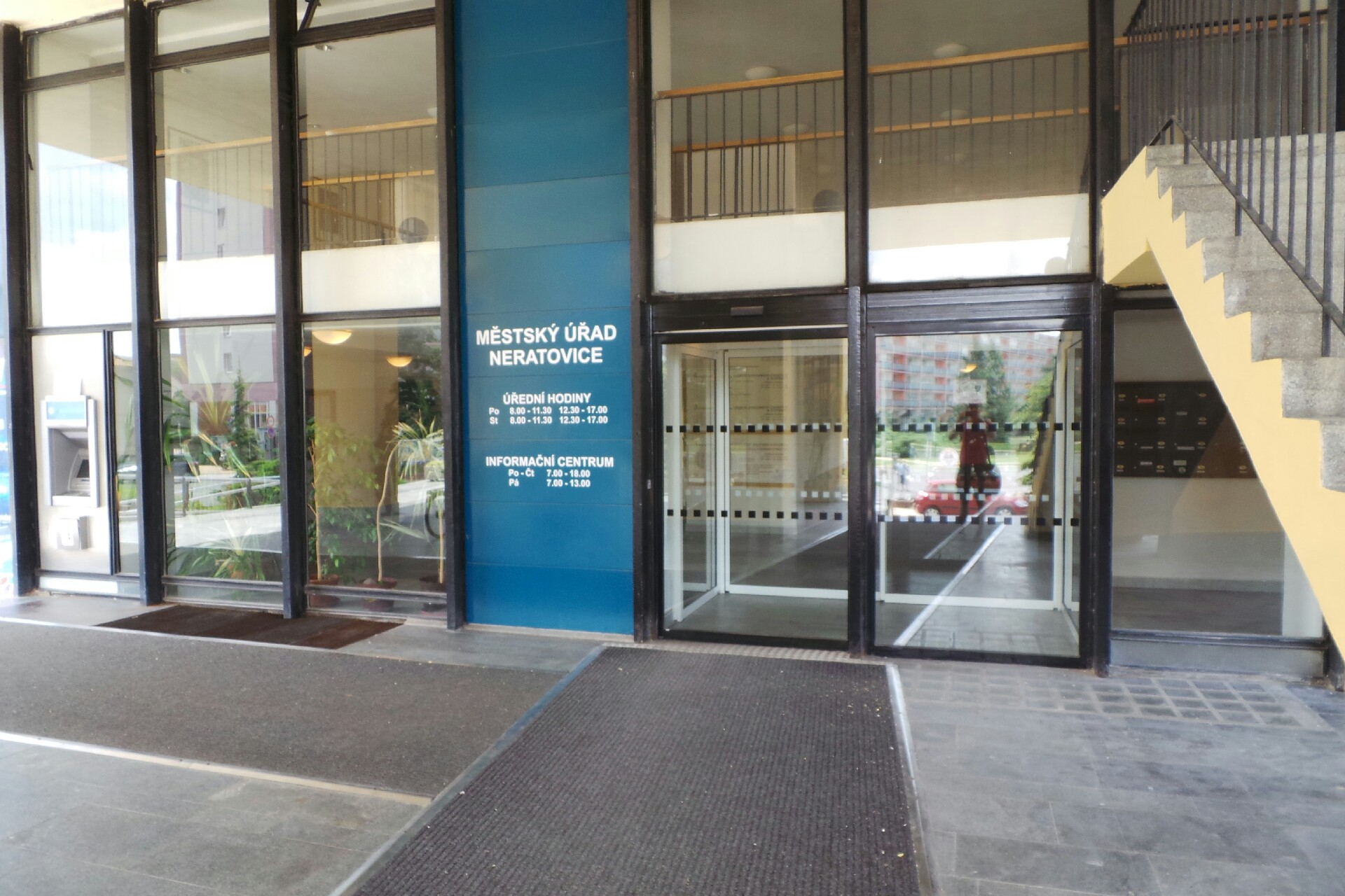 MÚ Neratovice - Odbor sociálních věcí a školství