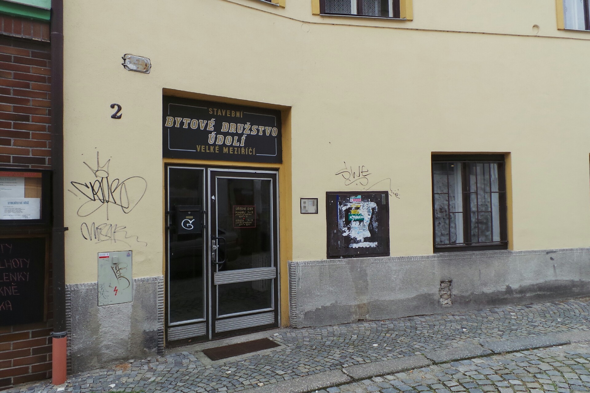 Údolí, stavební bytové družstvo