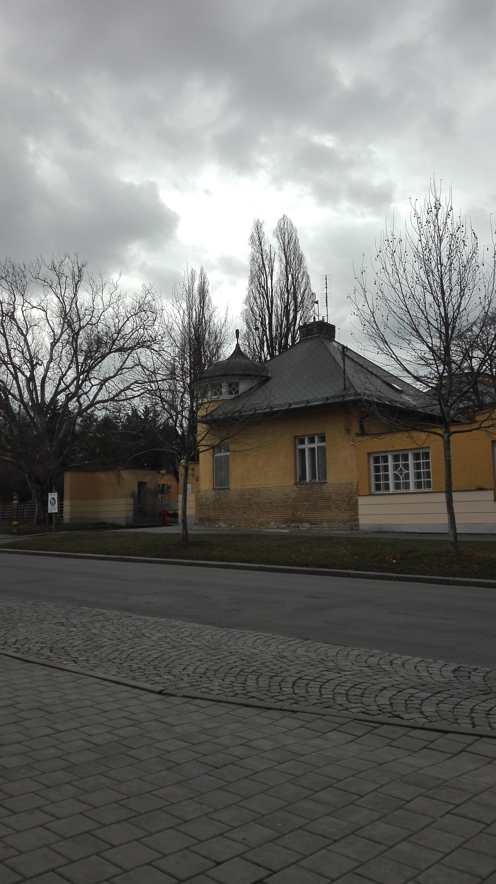 Psychiatrická nemocnice v Kroměříži foto 2