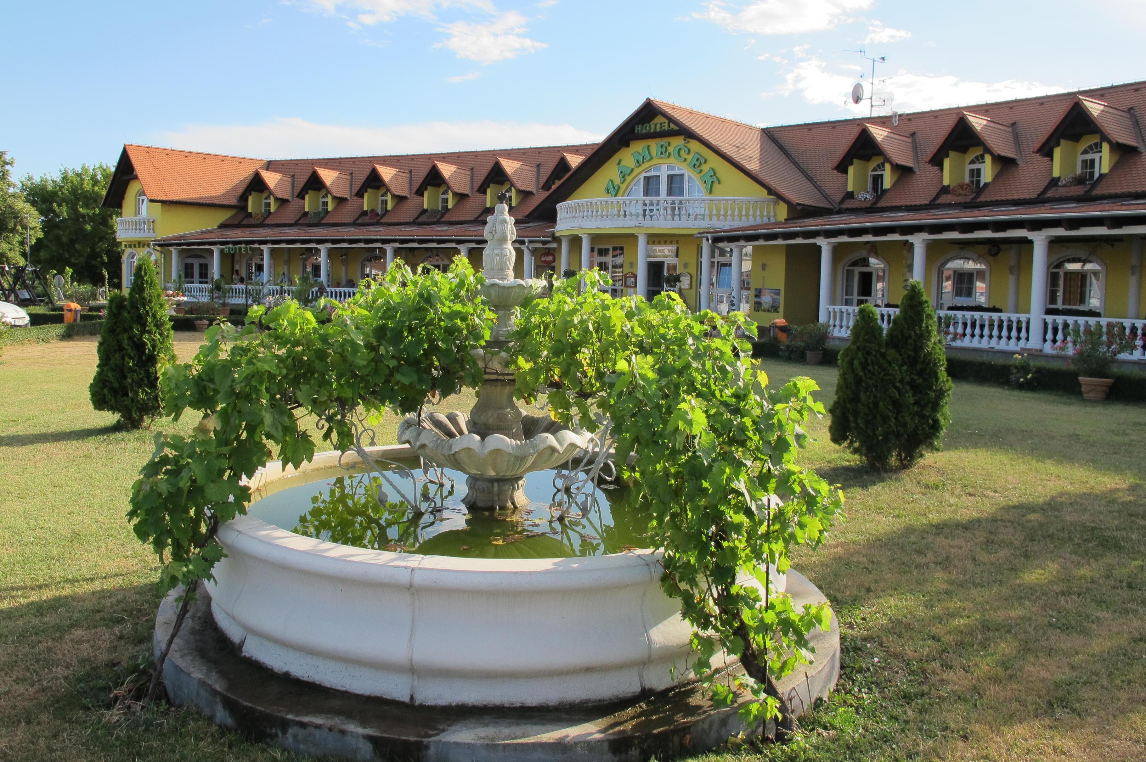 Hotel Zámeček Mikulov