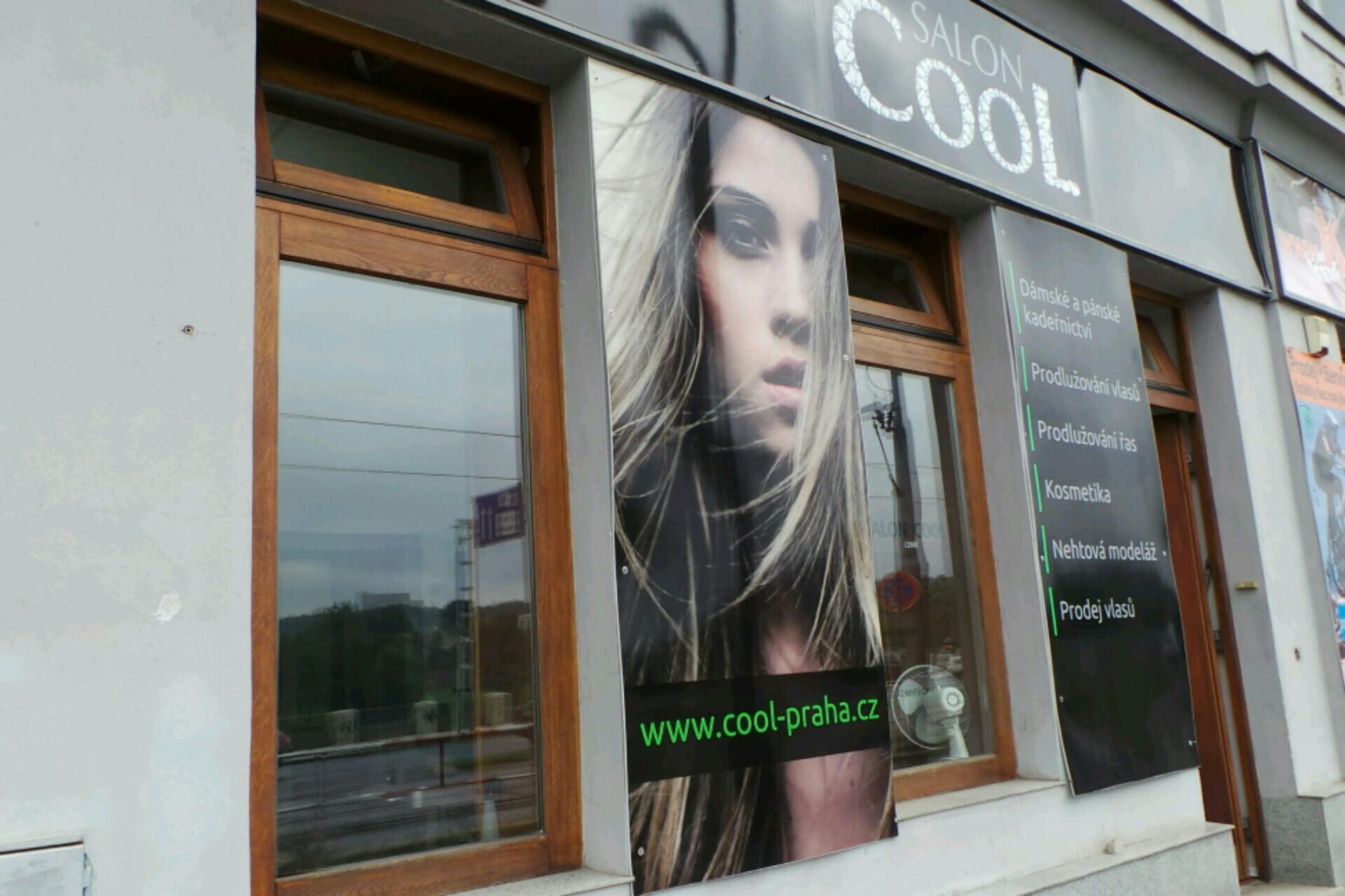 Salon Cool