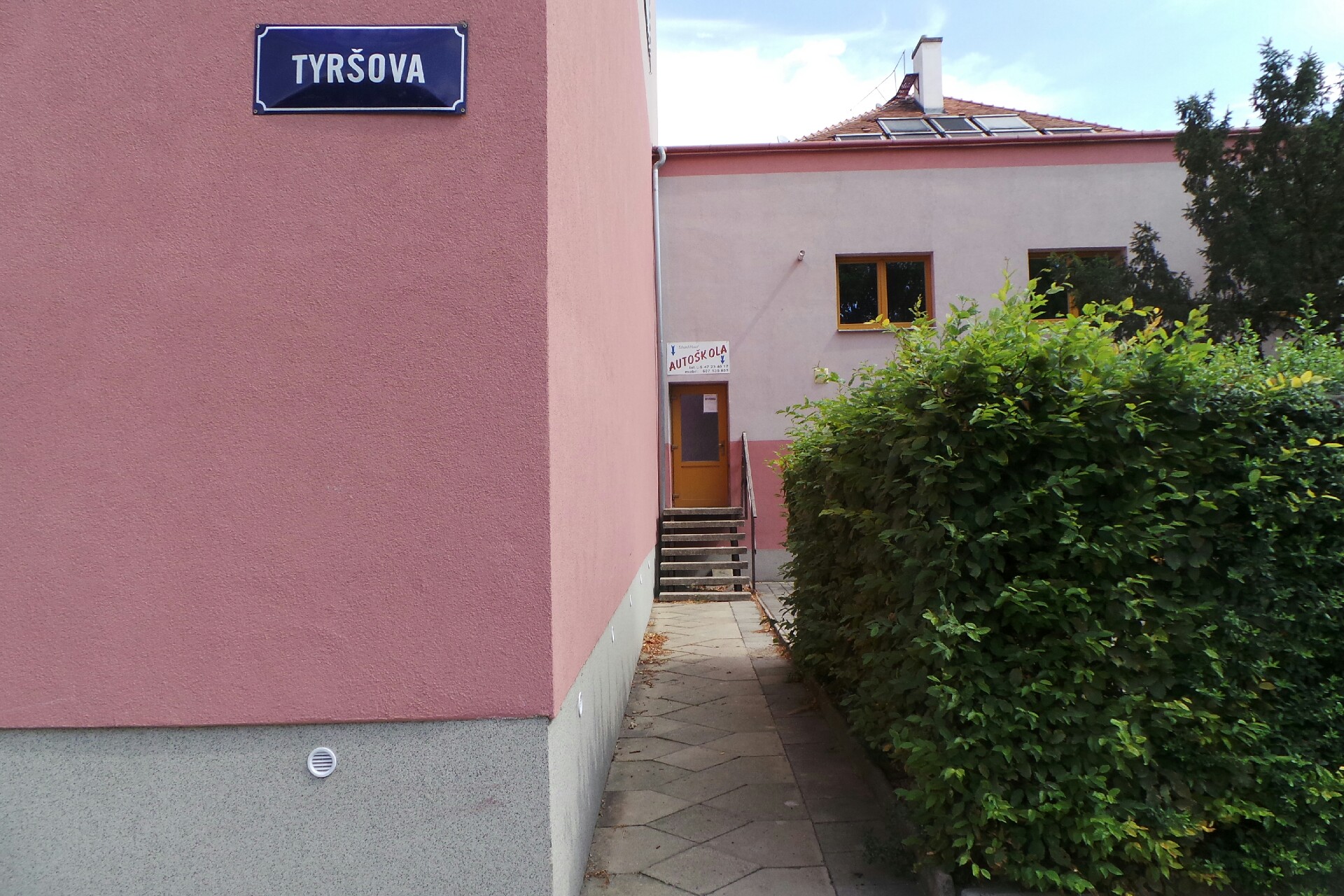 AUTOŠKOLA EASY DRIVE, s.r.o.