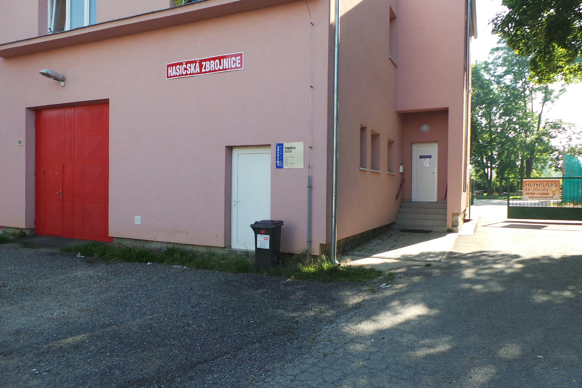 Knihovna města Plzně - Újezd